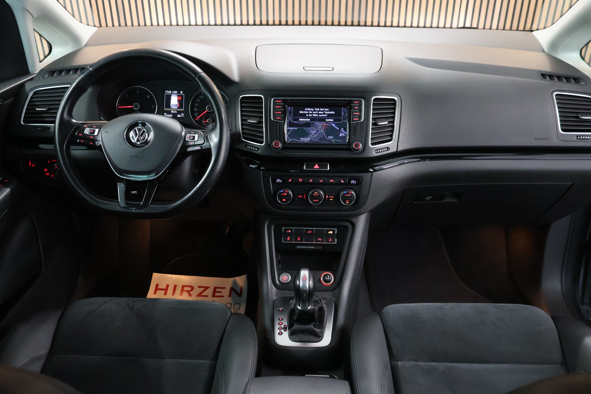 VW Sharan 2.0 TDI BMT Highline DSG-image-17