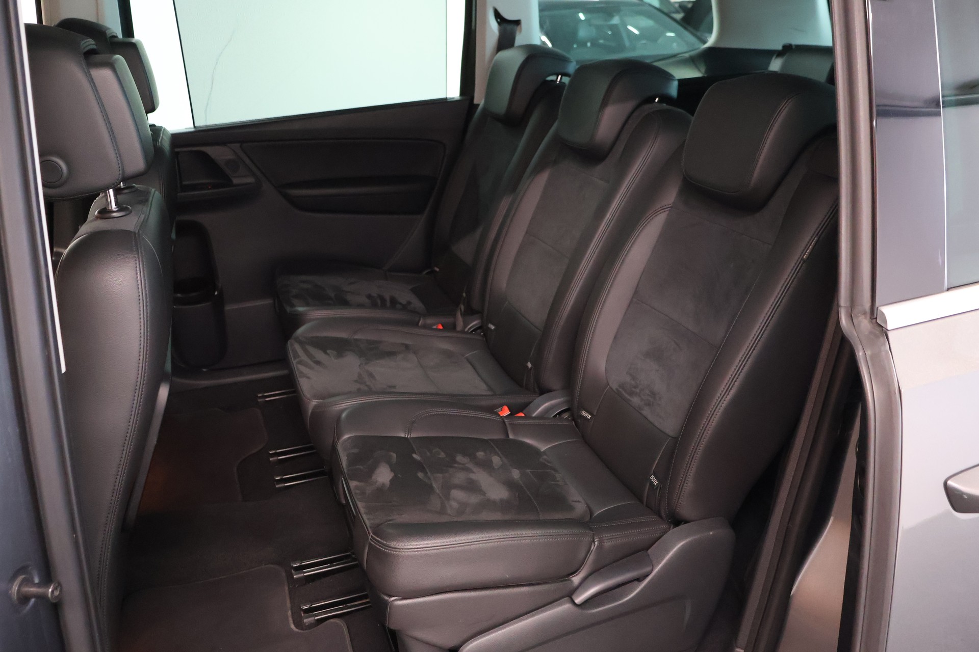 VW Sharan 2.0 TDI BMT Highline DSG-image-11