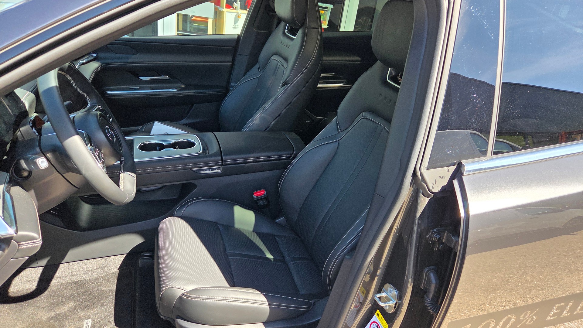 MAZDA 6e 258 69kWh Takumi-image-11