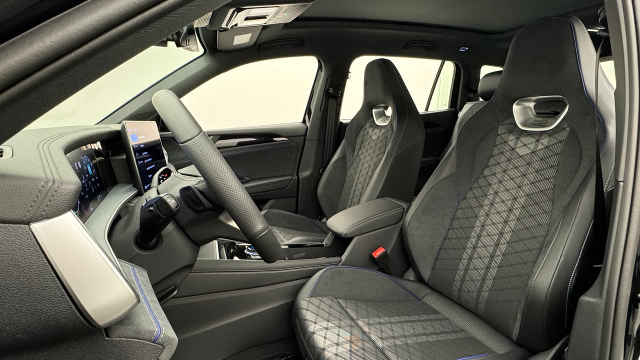 VW Tayron 2.0 TSI R-Line DSG 4Motion-image-4