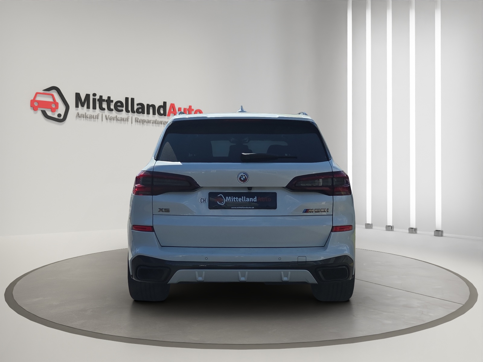 BMW X5 xDrive M50i Steptronic-image-11