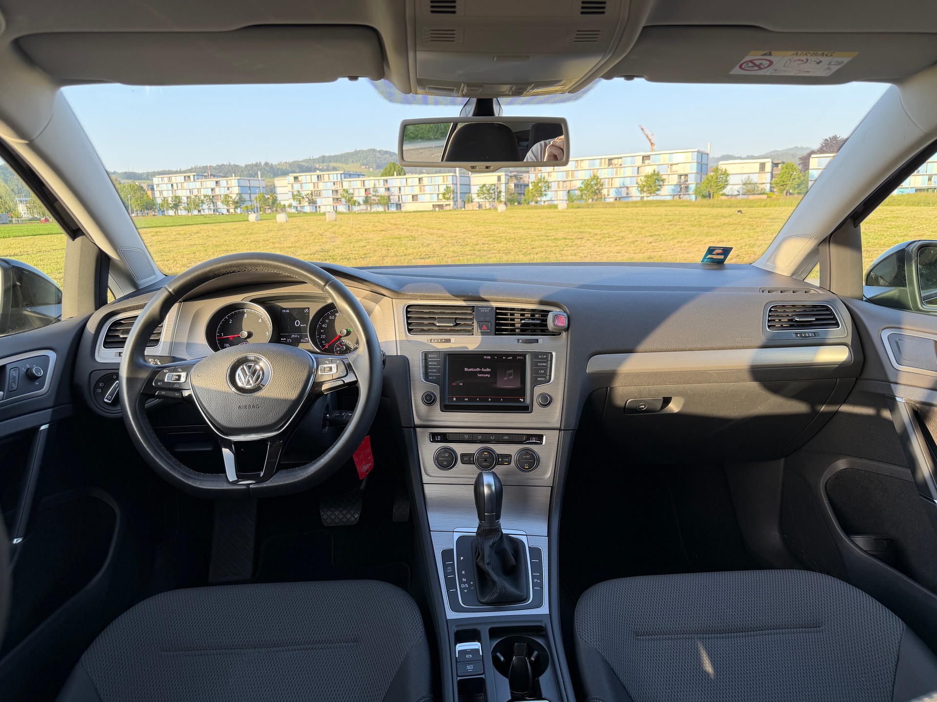VW VW Golf 1.6 TDI Comfortline DSG-image-5