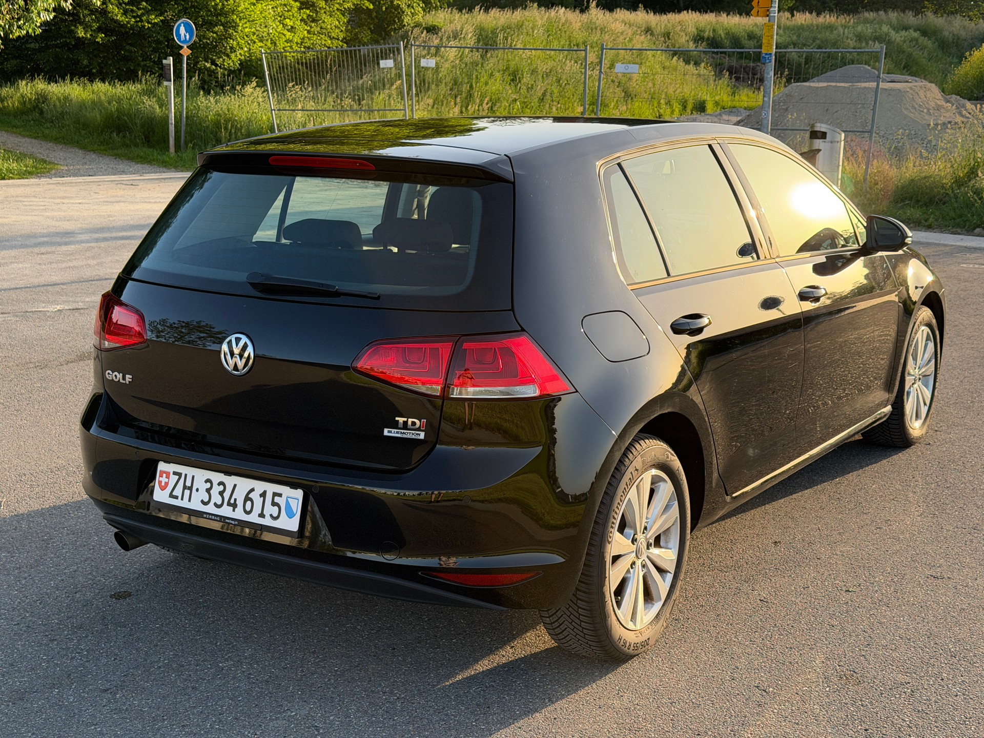 VW VW Golf 1.6 TDI Comfortline DSG-image-3