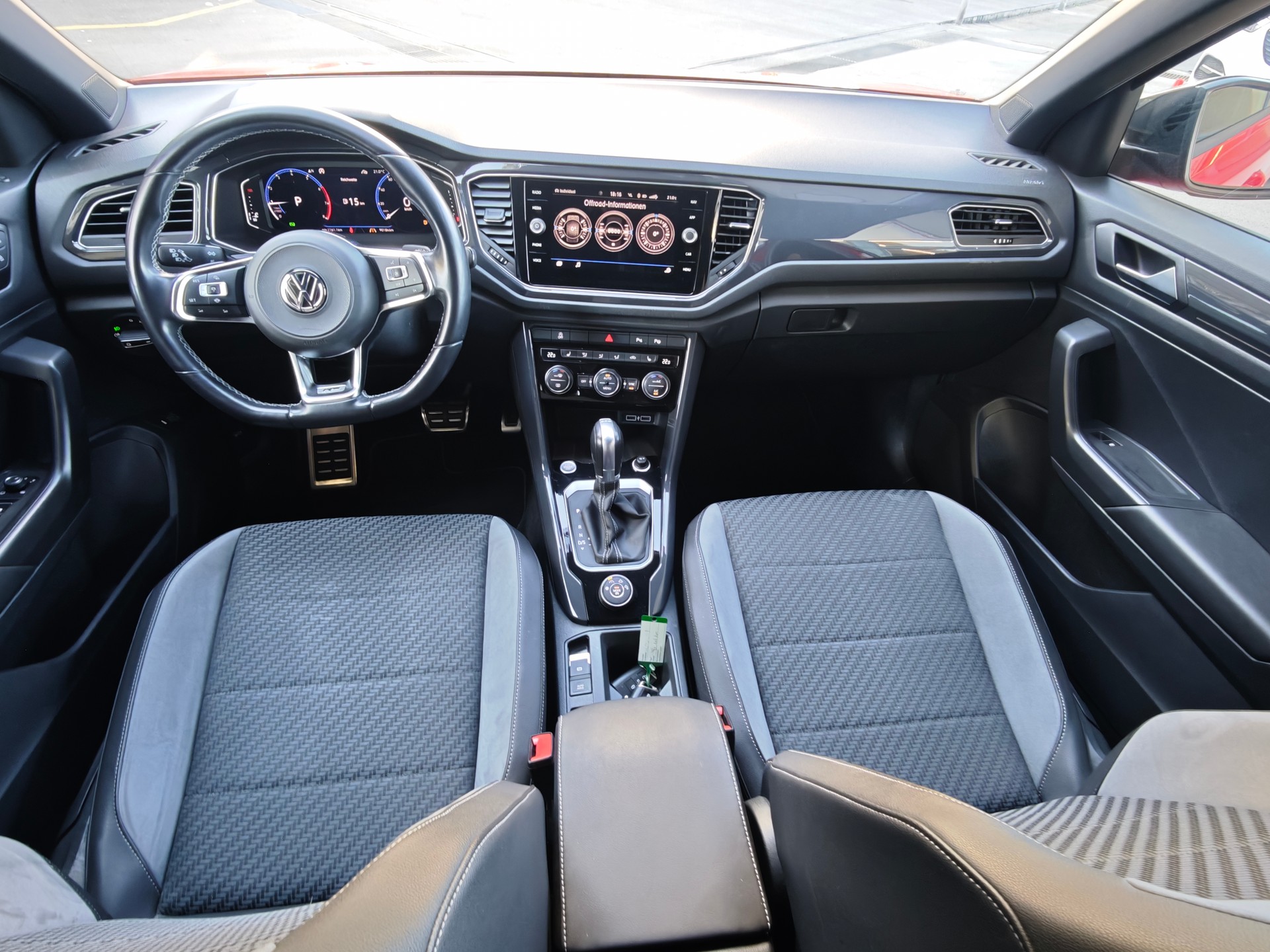 VW T-Roc 1.5 TSI EVO Sport DSG 4Motion-image-8