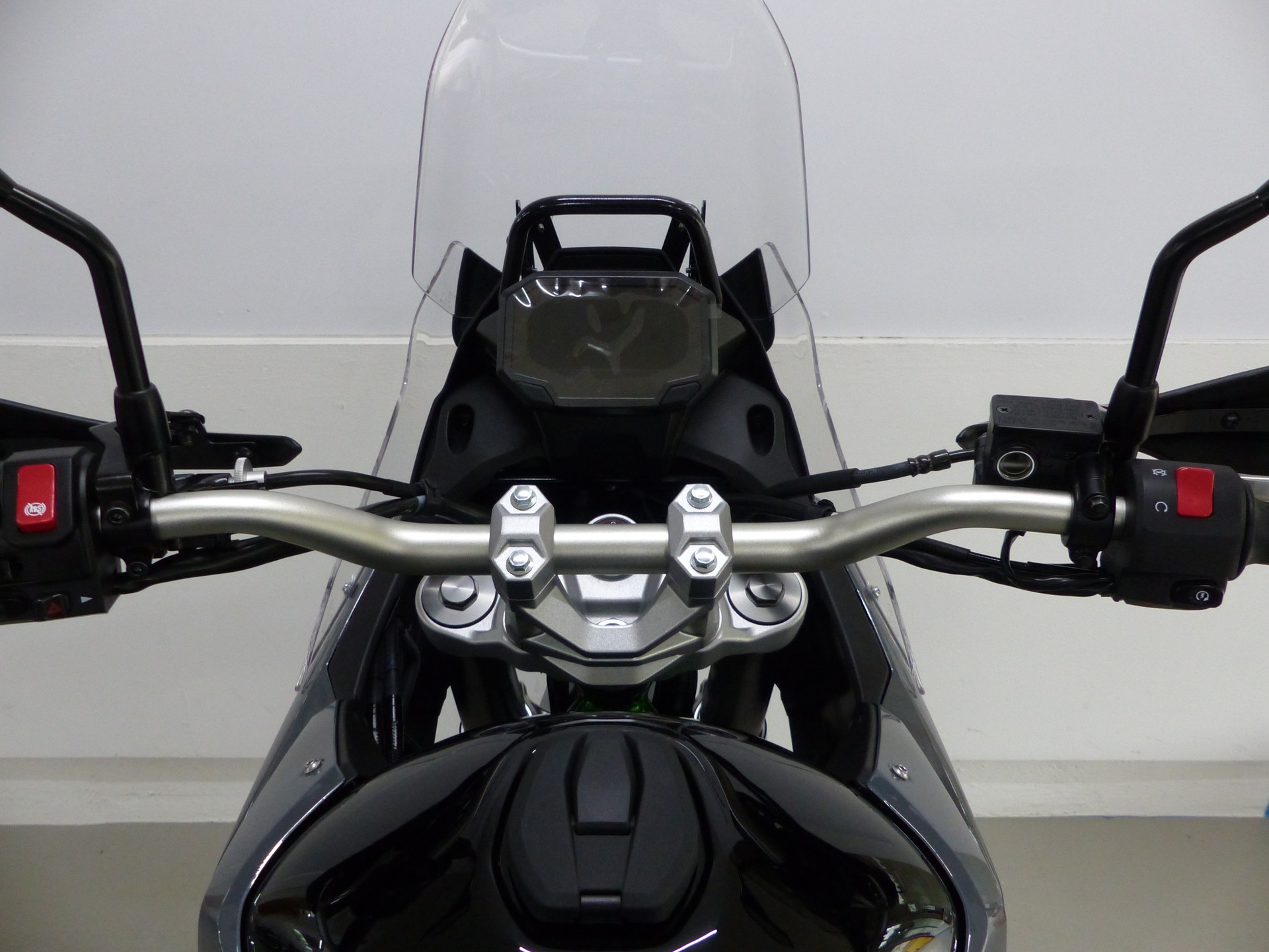 KAWASAKI KLE 500 SE ABS-image-14