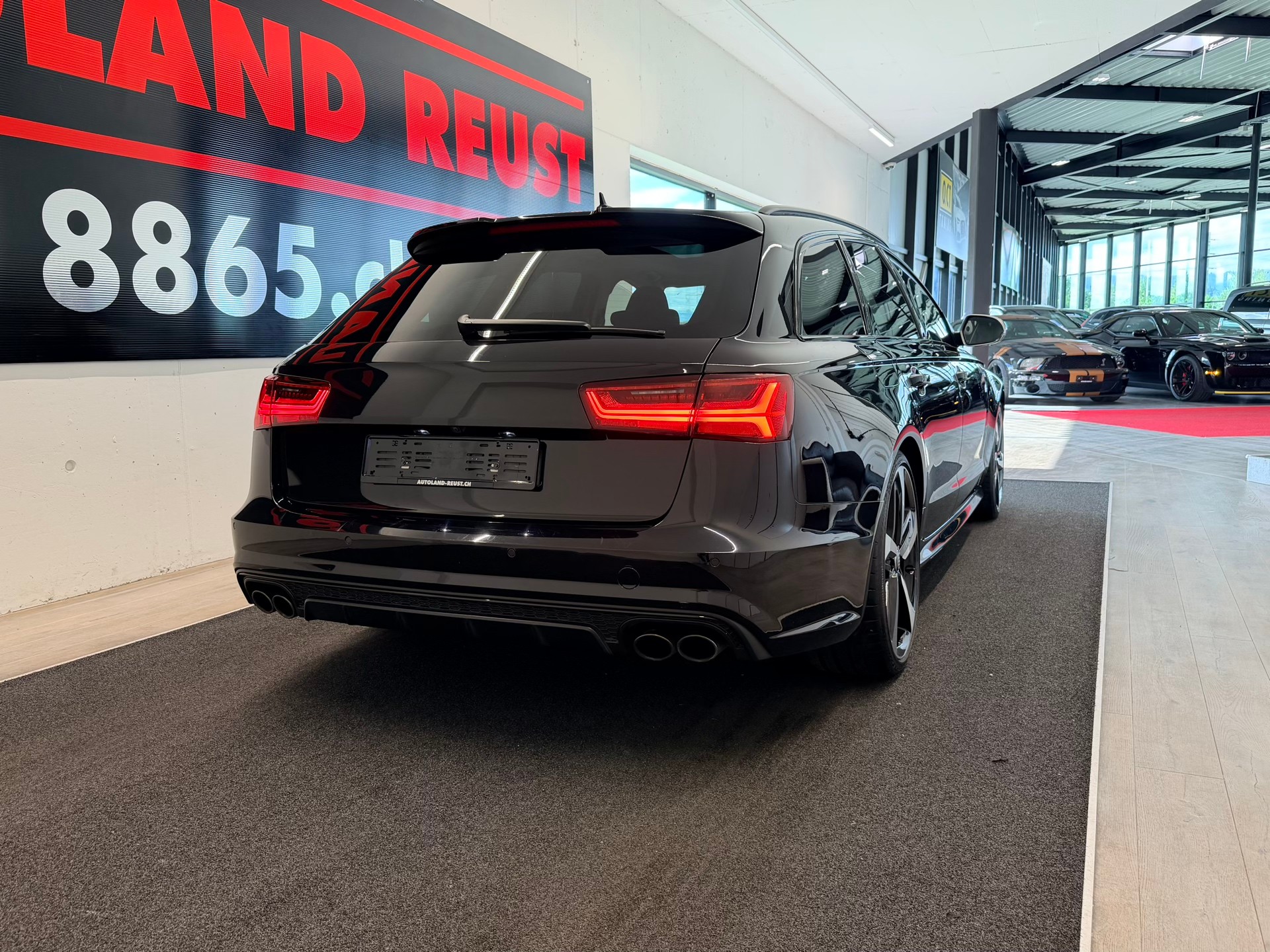 AUDI S6 Avant 4.0 TFSI V8 quattro S-tronic-image-6