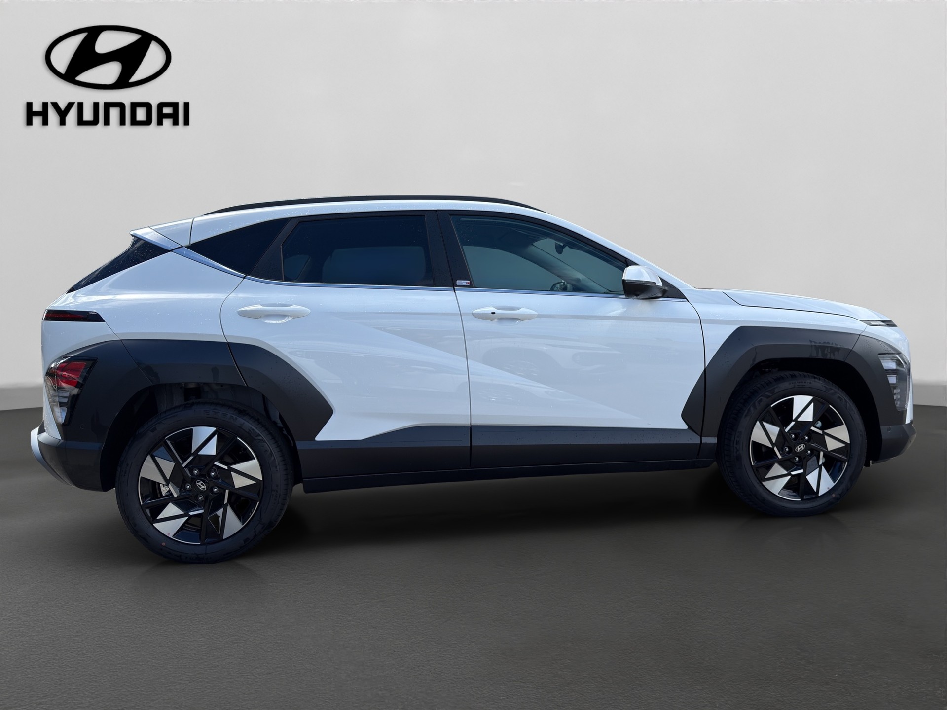 HYUNDAI Kona 1.6 GDi HEV Amplia DCT-image-6