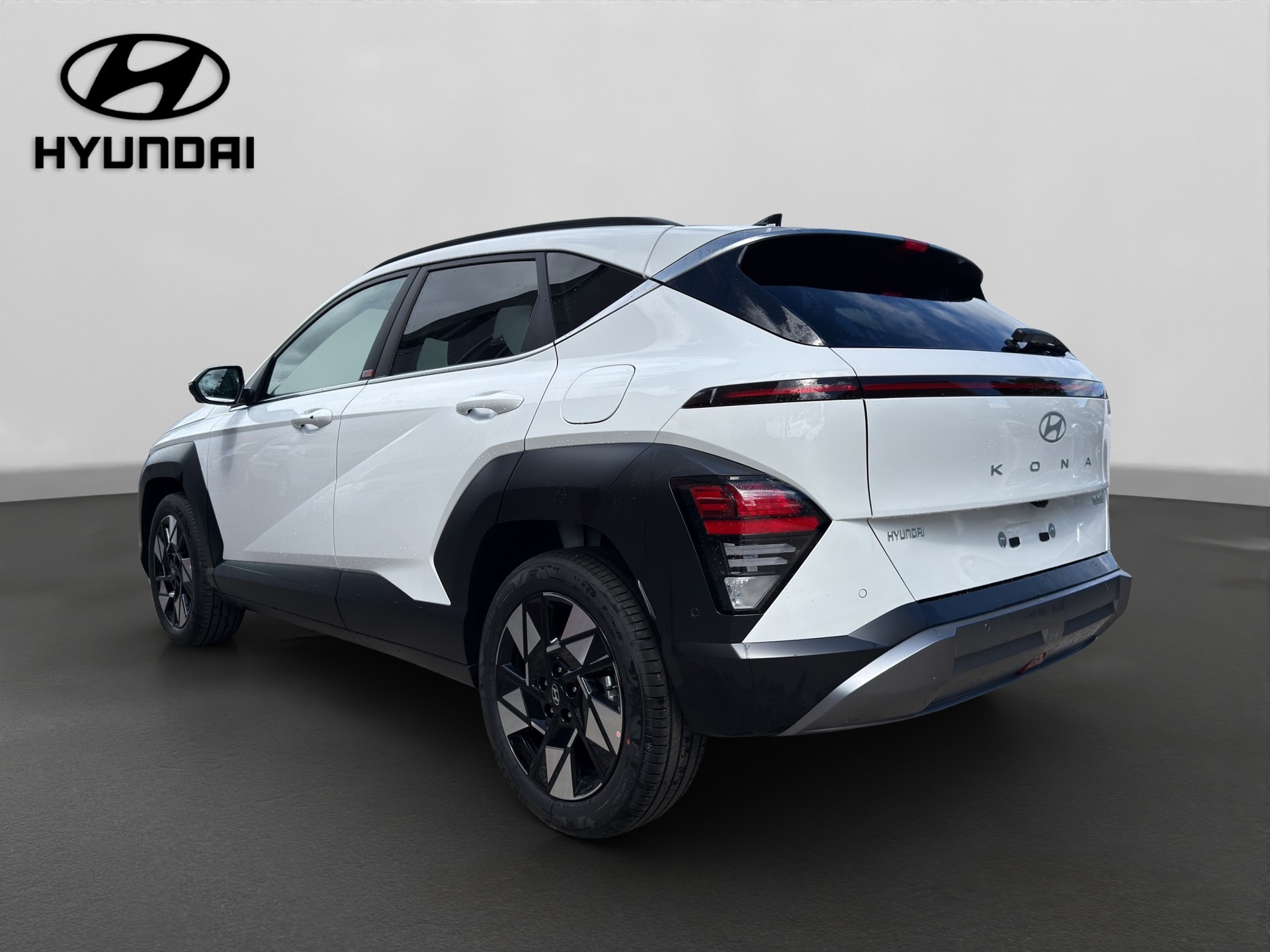 HYUNDAI Kona 1.6 GDi HEV Amplia DCT-image-3