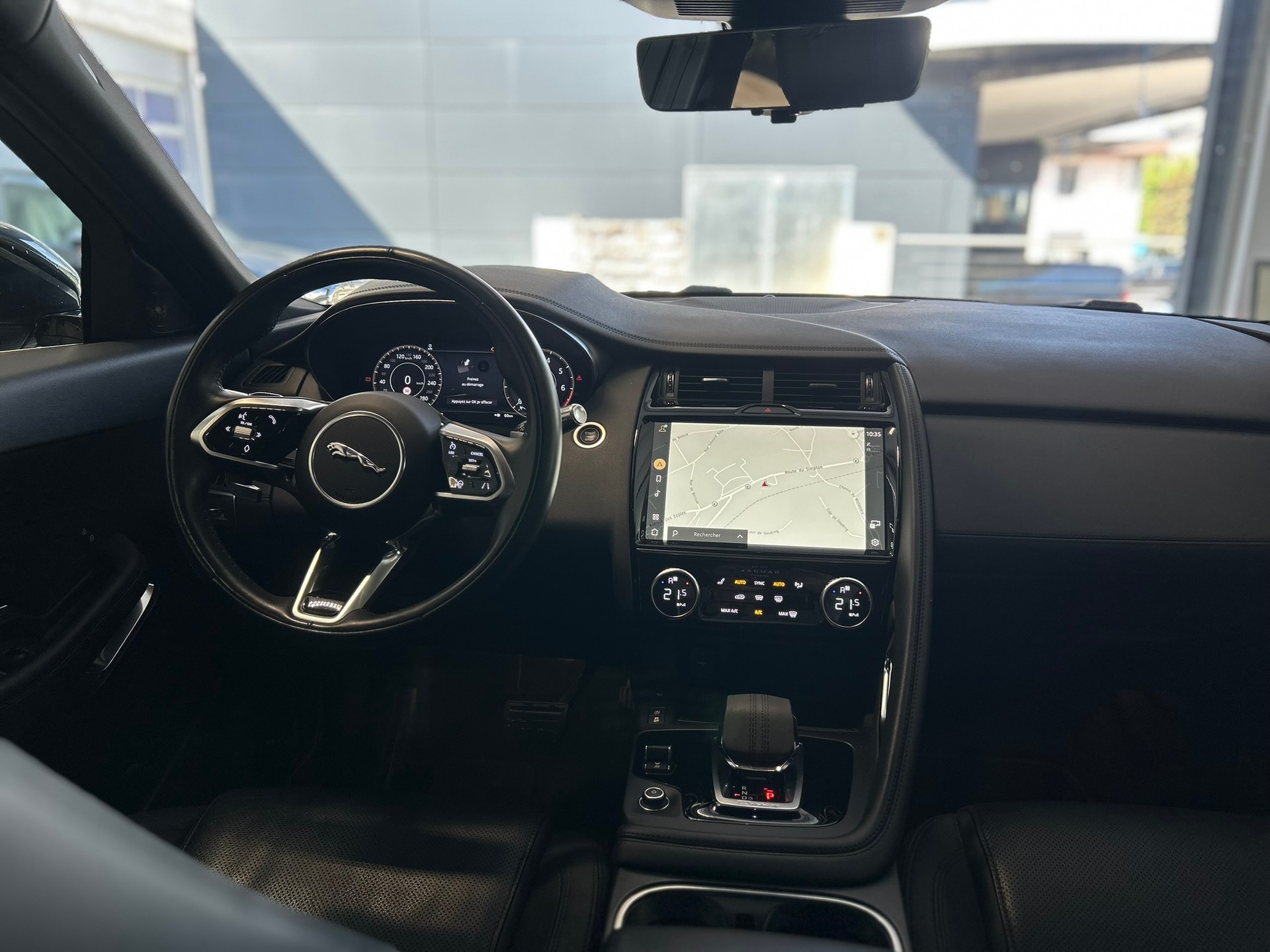JAGUAR E-Pace 2.0 P200 AWD S-image-7