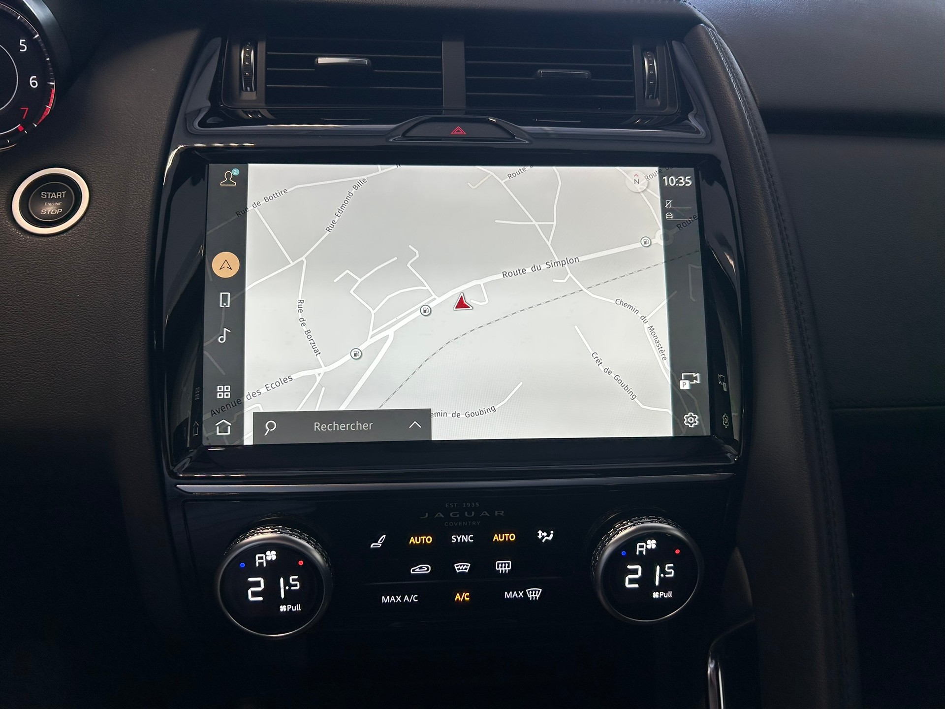 JAGUAR E-Pace 2.0 P200 AWD S-image-10