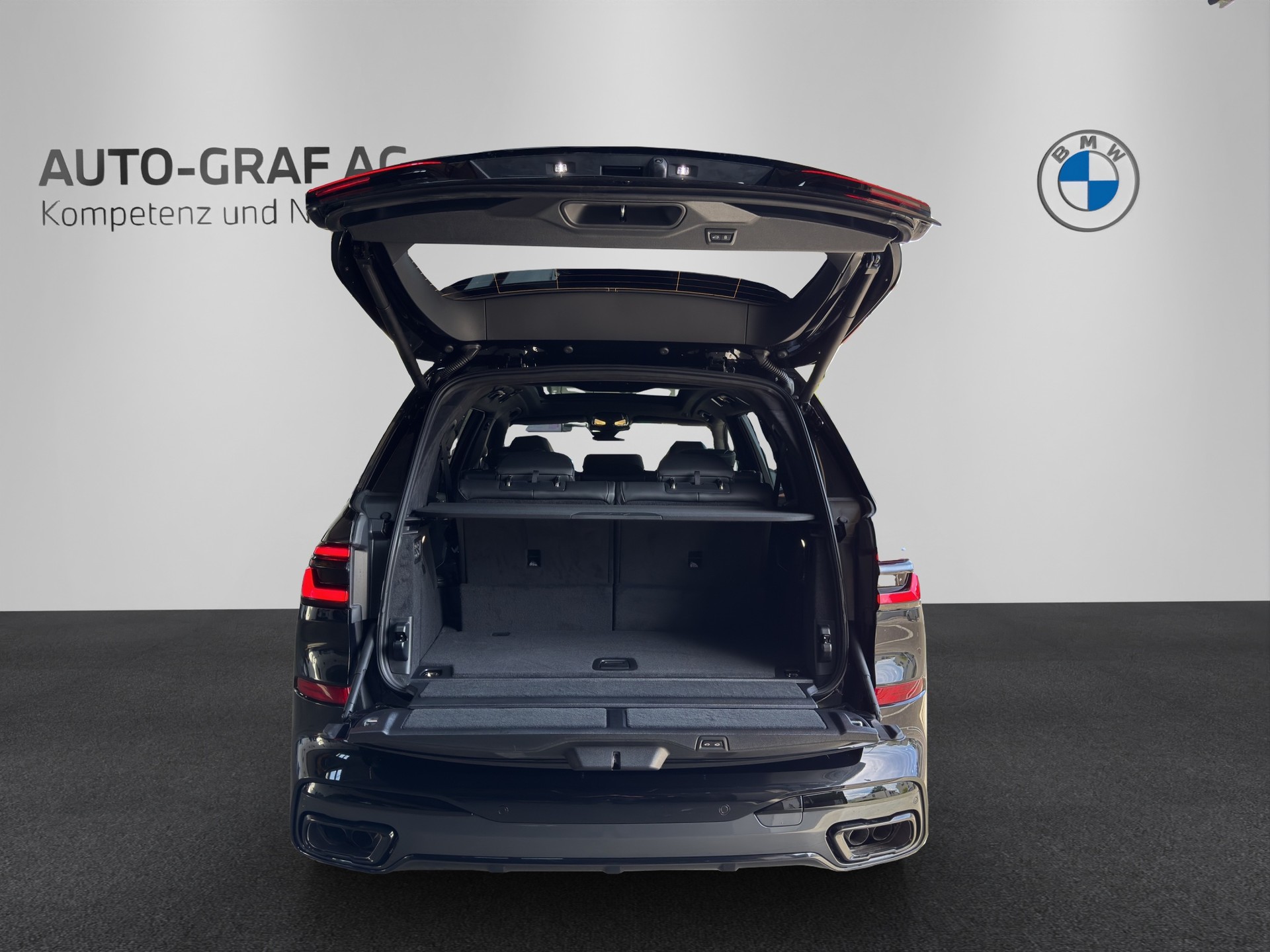 BMW X7 40i xDrive M Sport Pro (7-Plätzer)-image-17