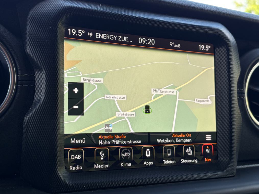 JEEP Wrangler 2.0 Unlimited Sahara Automatic-image-9