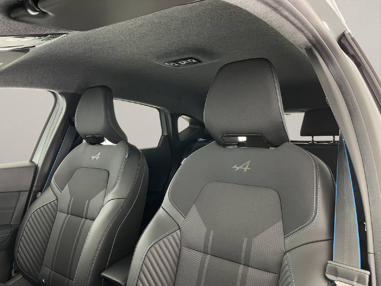 RENAULT Captur 1.8 E-Tech esprit Alpine-image-14