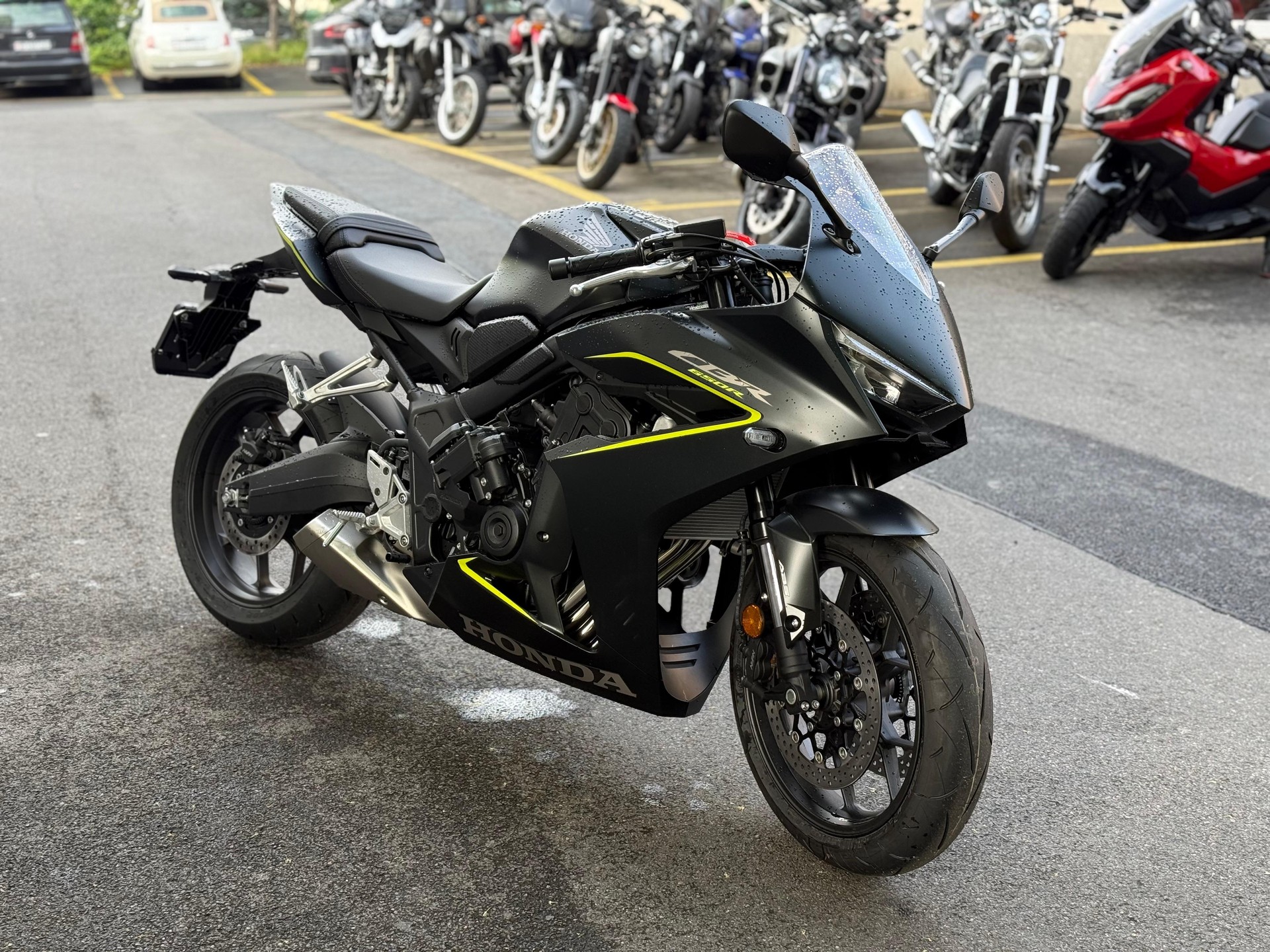 HONDA CBR 650 R E-Clutch-showroom-element-1
