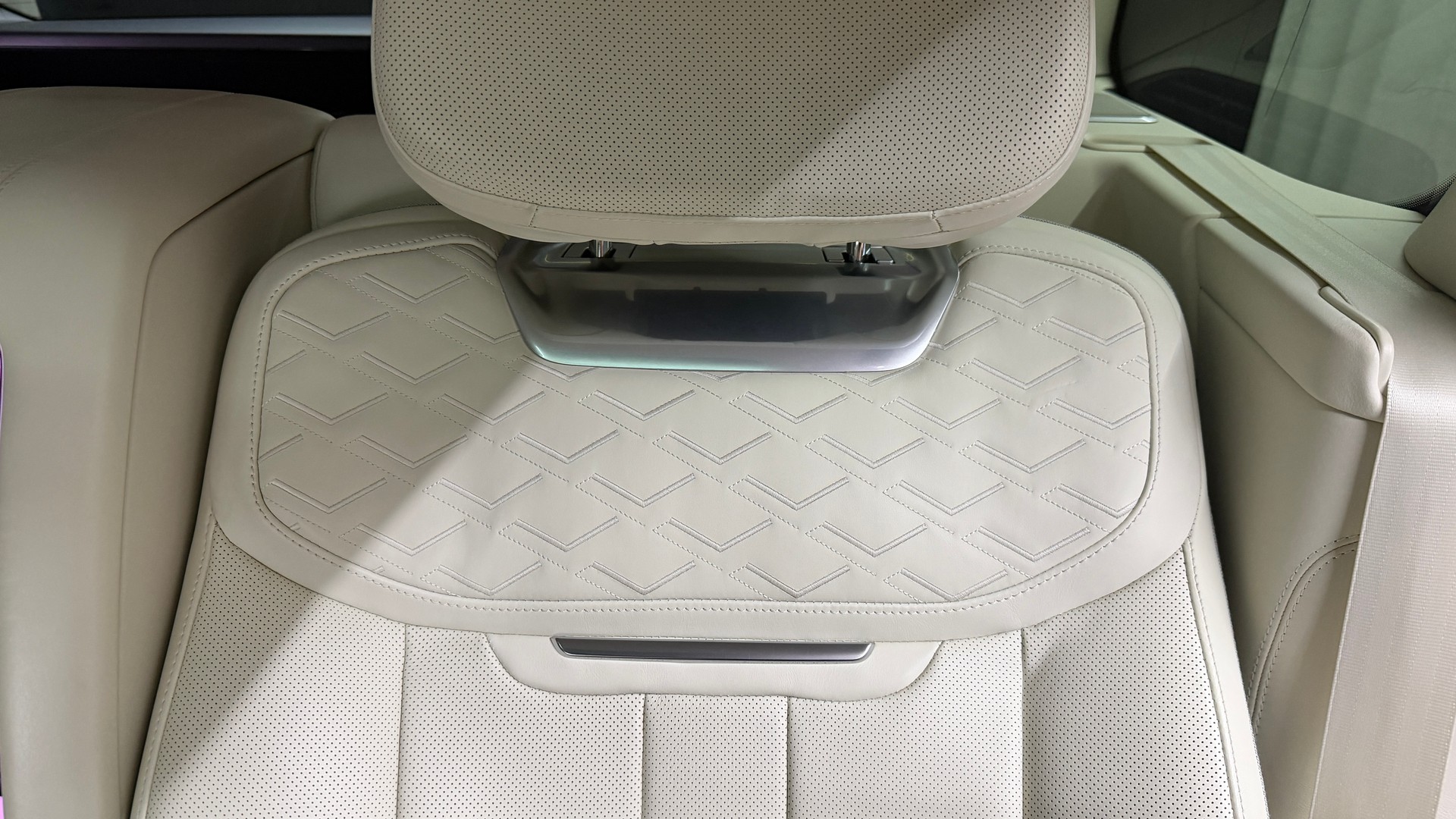 LAND ROVER Range Rover LWB P530 4.4 V8 SV Automatic-image-15