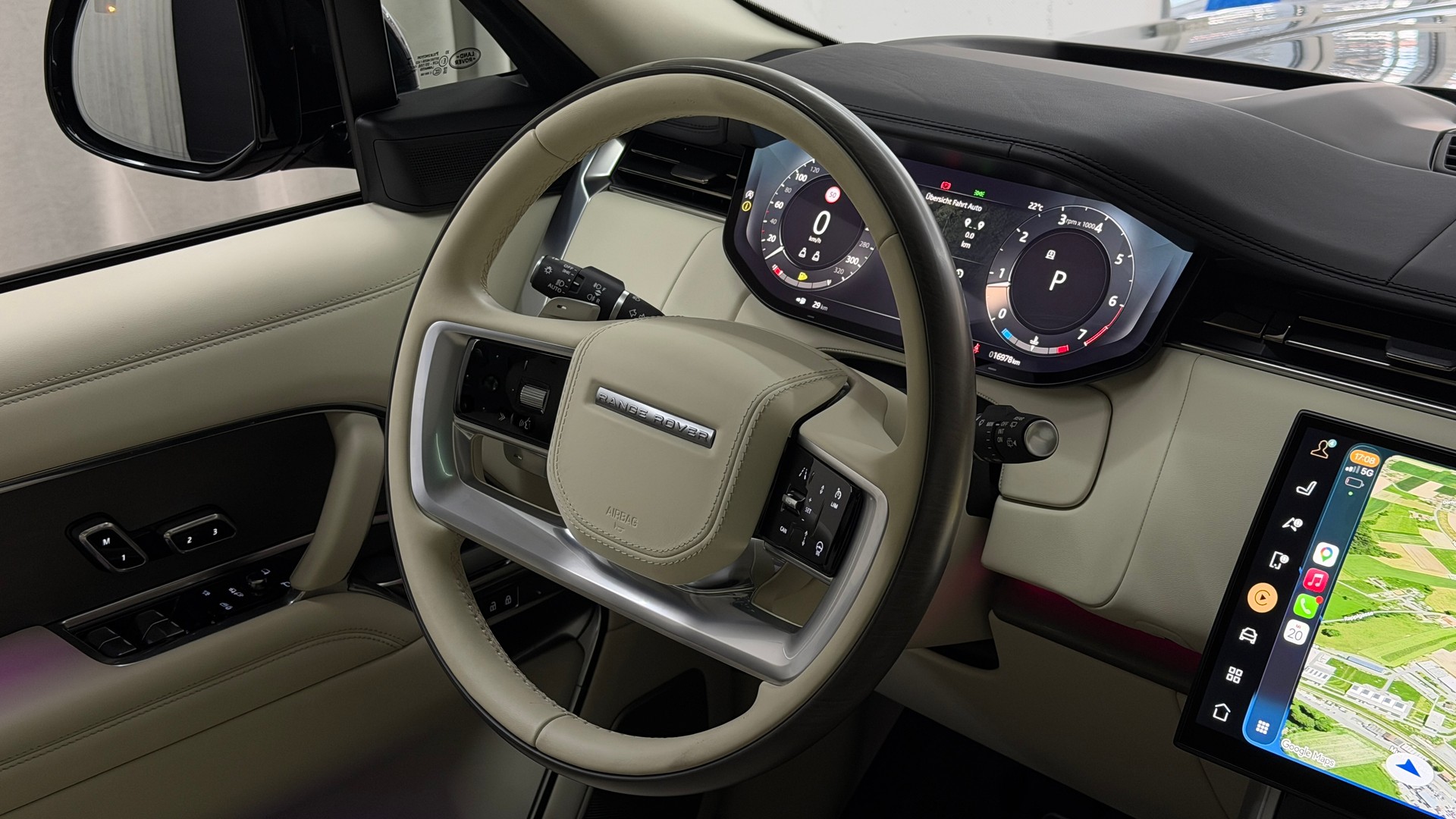 LAND ROVER Range Rover LWB P530 4.4 V8 SV Automatic-image-24