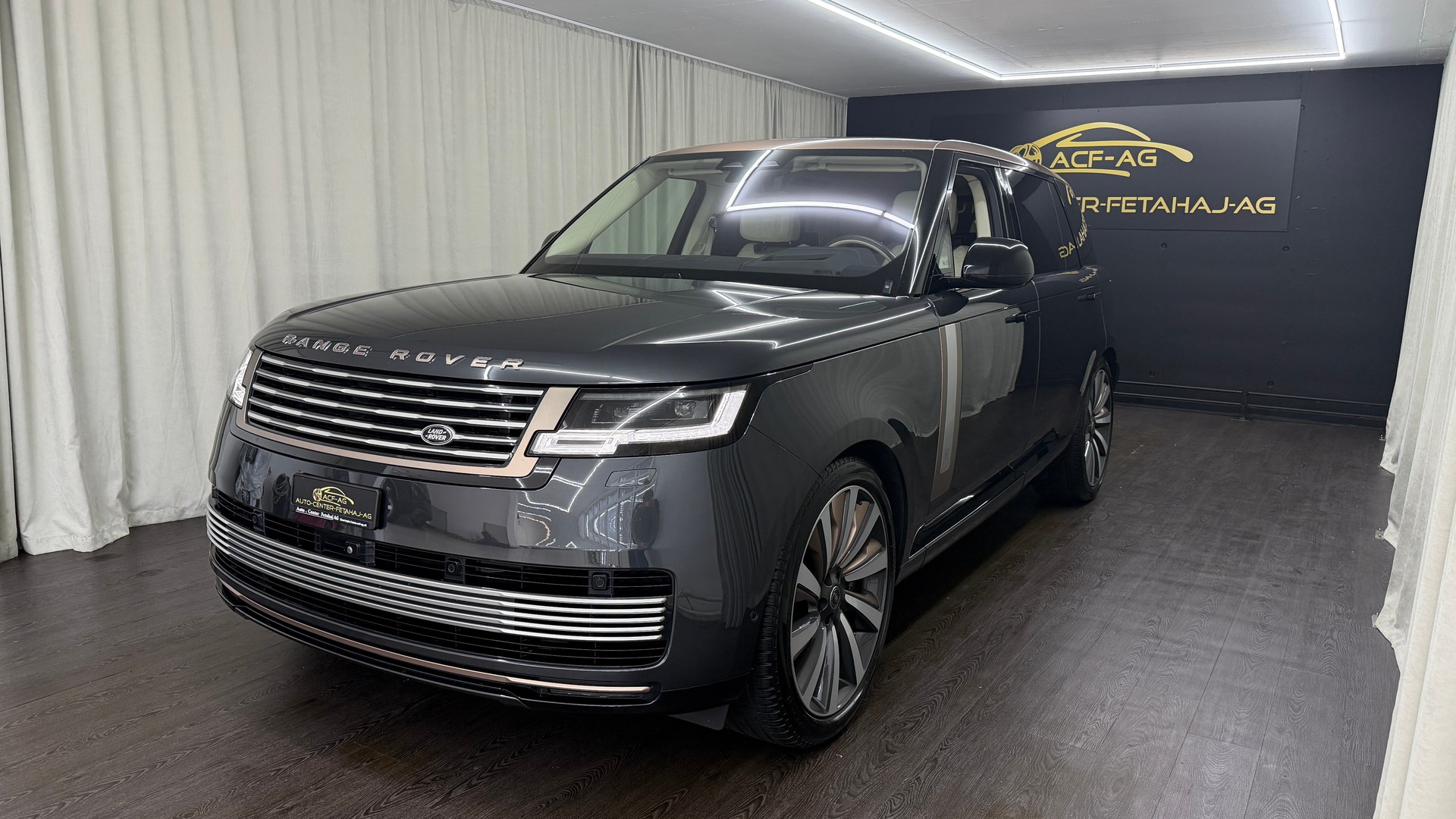 LAND ROVER Range Rover LWB P530 4.4 V8 SV Automatic-image-0