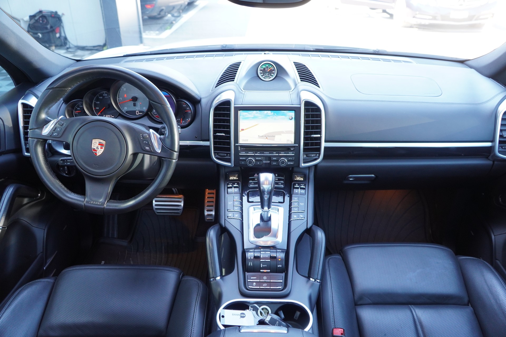PORSCHE Cayenne S Diesel-image-11