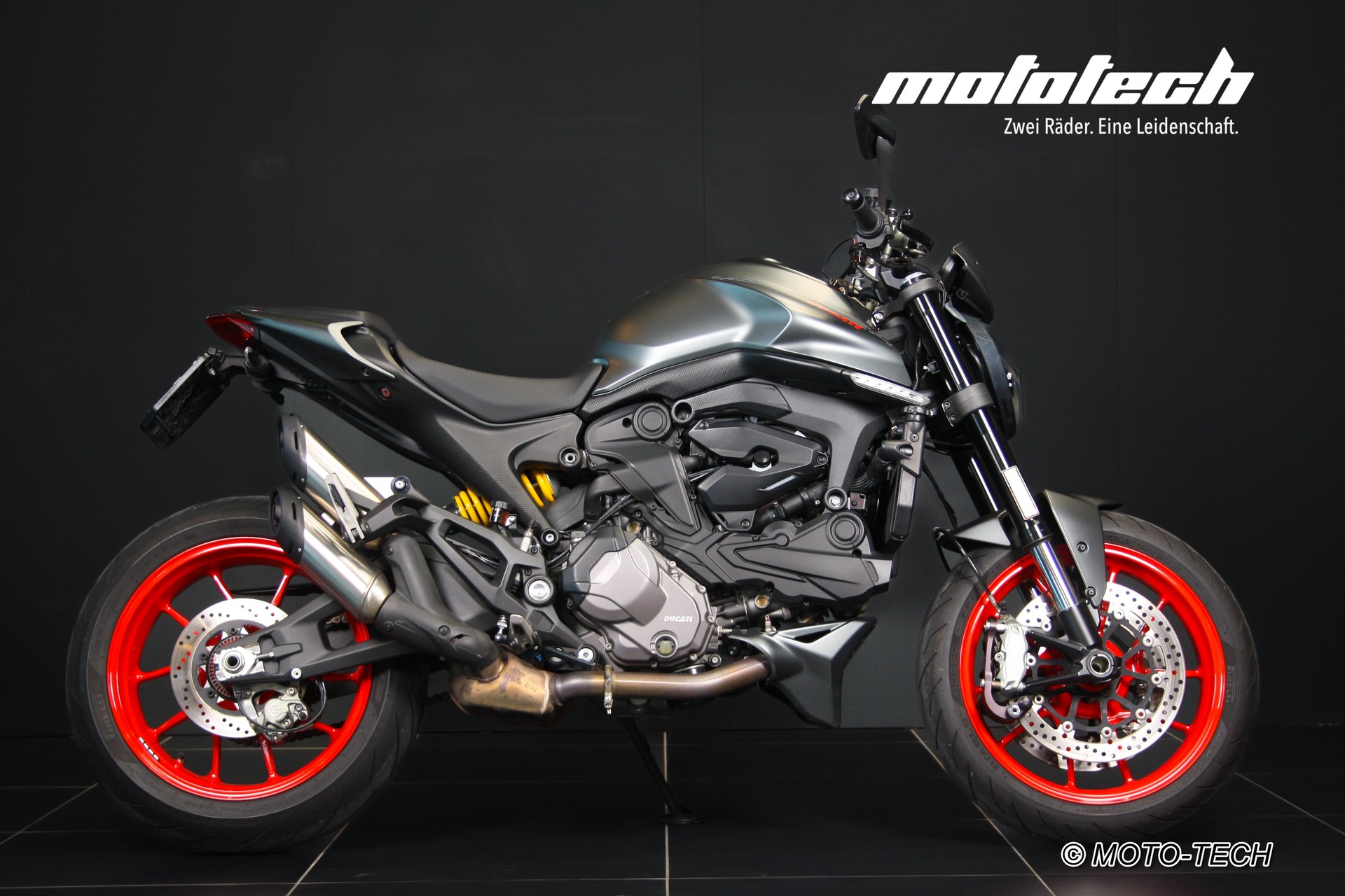 DUCATI Monster 937 (35kW)-showroom-element-1