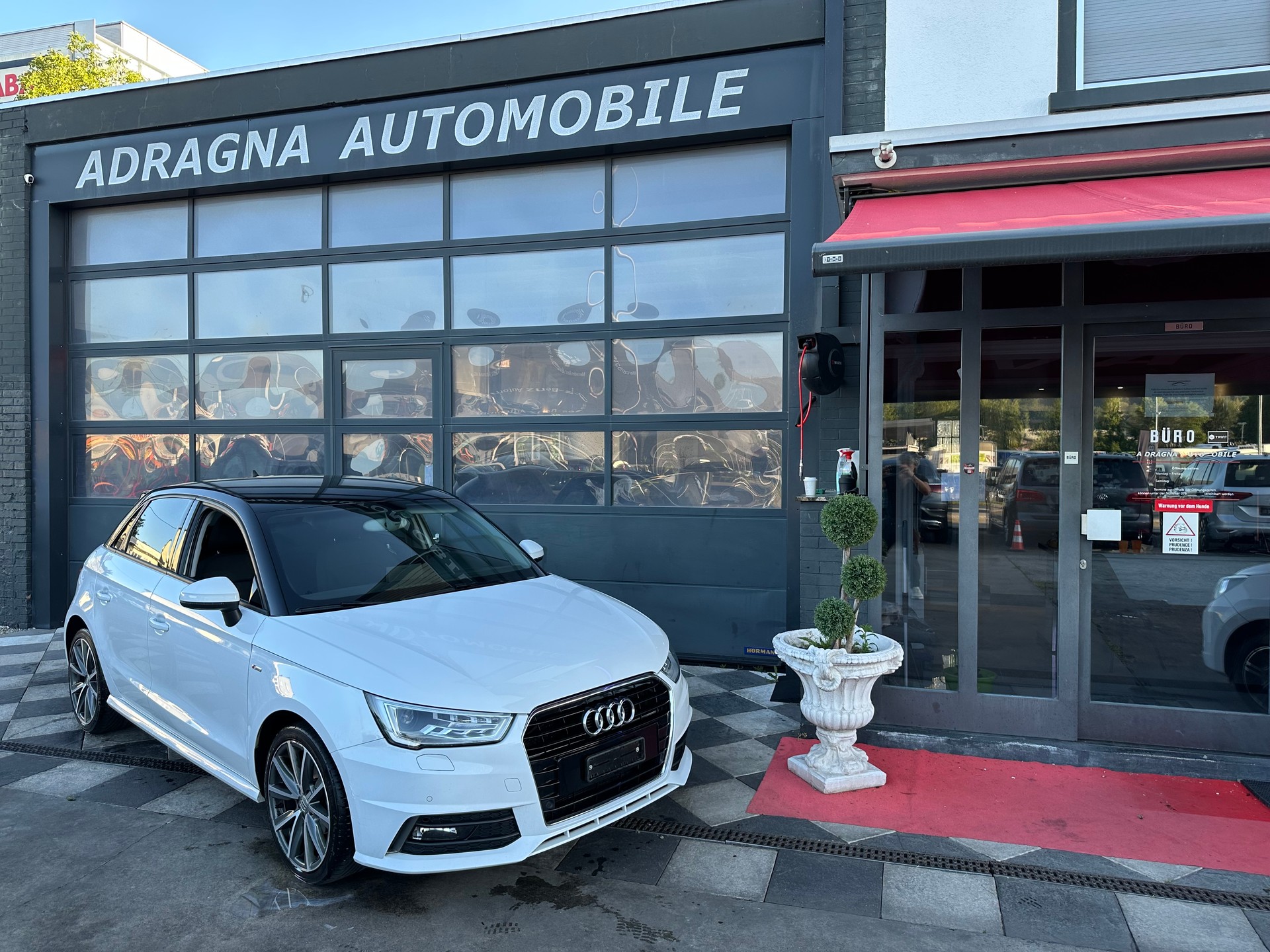 AUDI A1 Sportback 1.0 TFSI Sport S-tronic-showroom-element-3