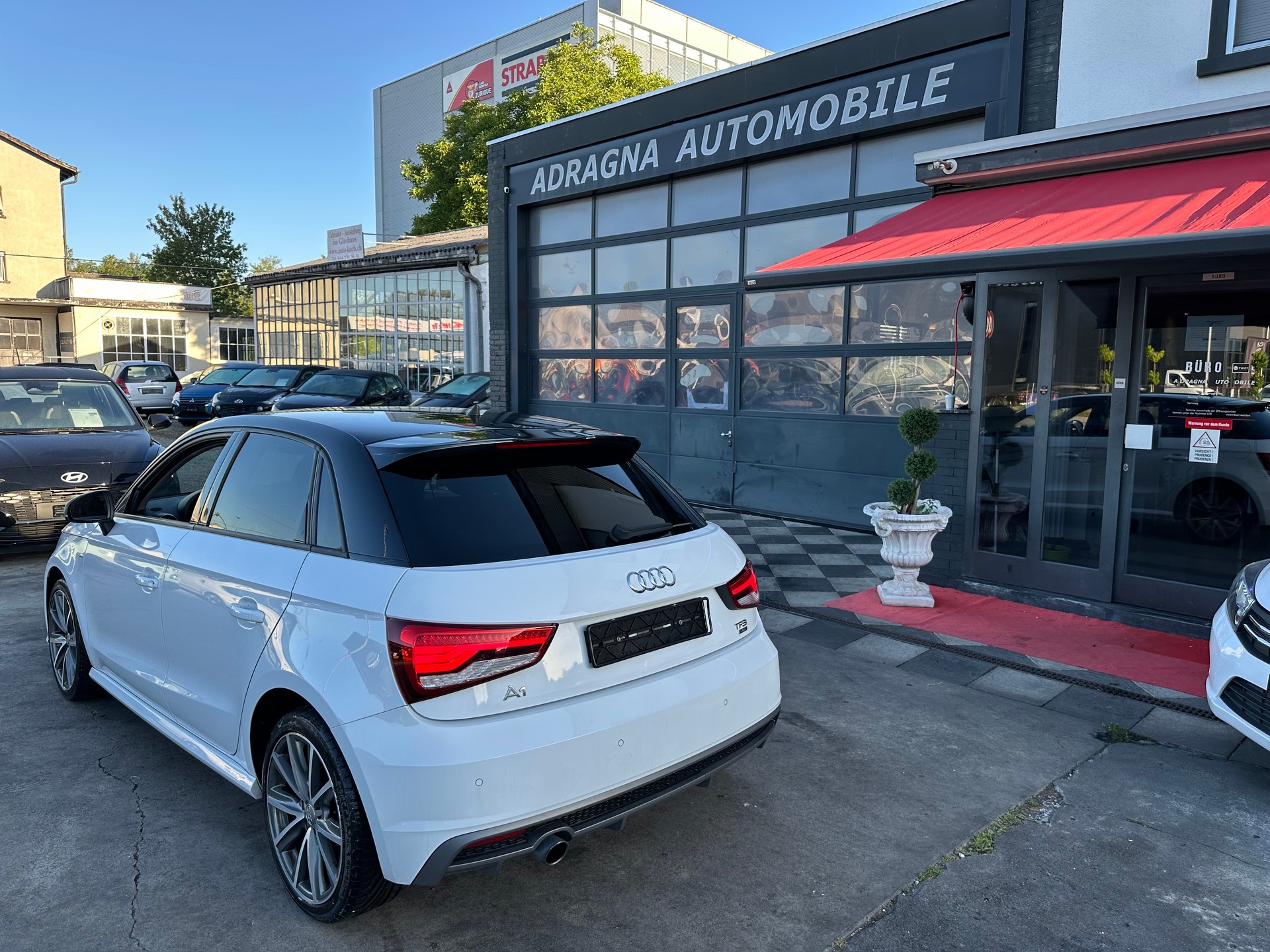 AUDI A1 Sportback 1.0 TFSI Sport S-tronic-image-10