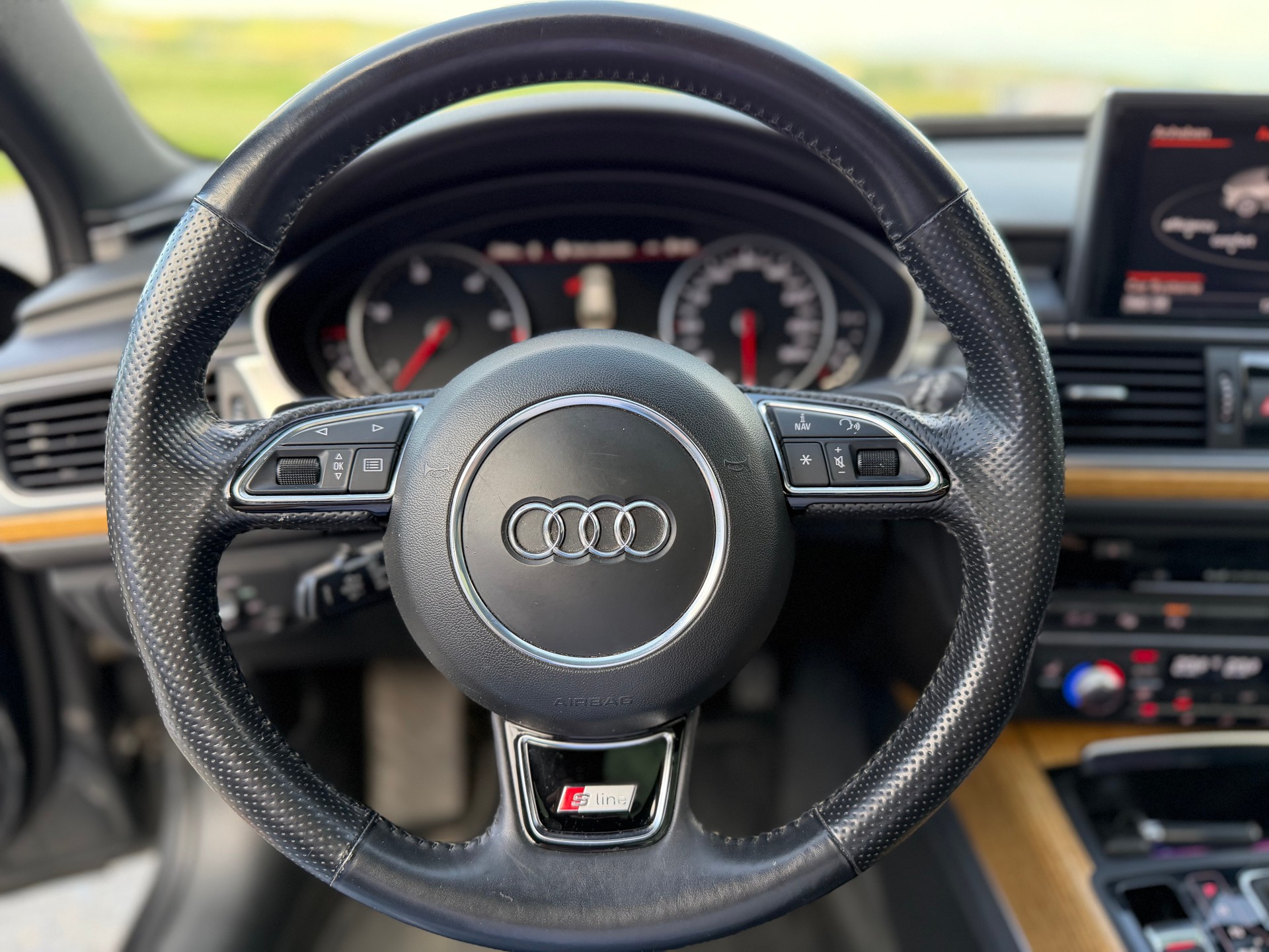 AUDI A6 Avant 3.0 BiTDI V6 quattro tiptronic-image-8