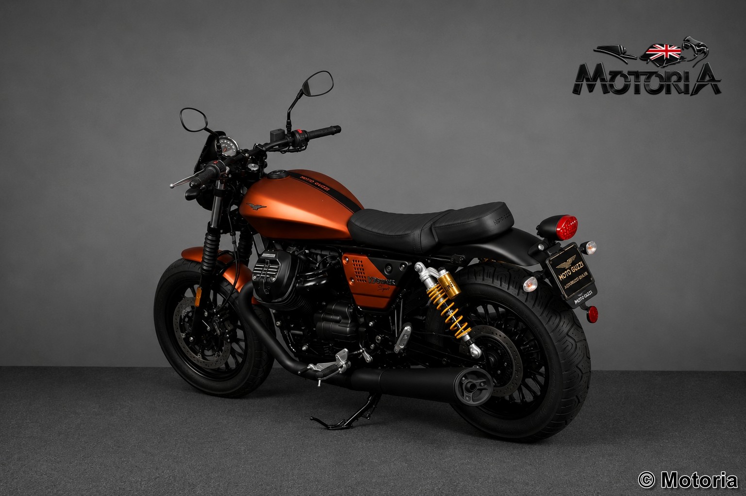 MOTO GUZZI V9 Bobber Sport-showroom-element-3