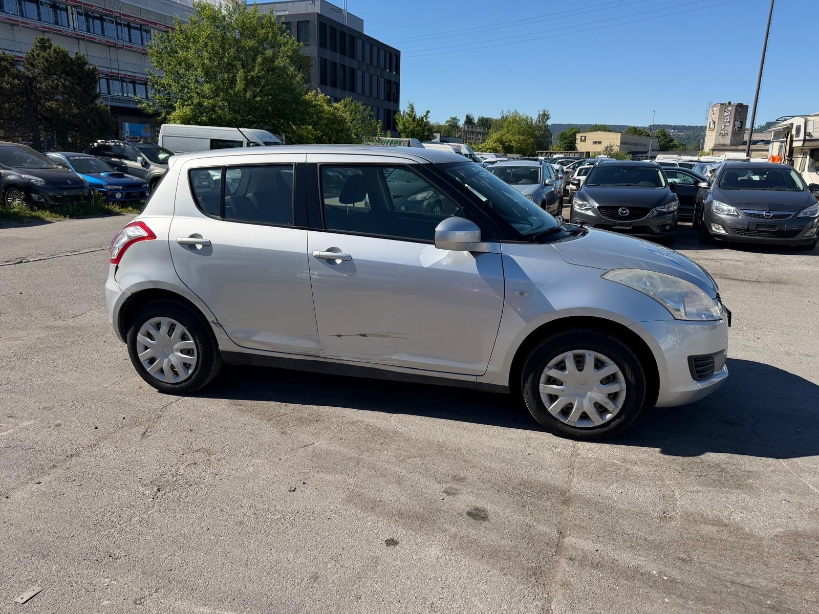 SUZUKI Swift 1.2i 16V GL Top 4x4-image-6