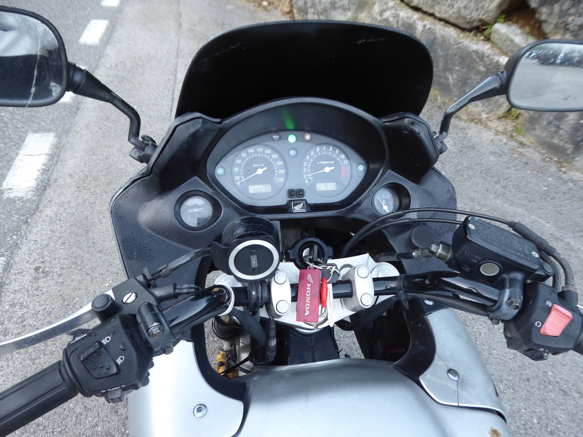 HONDA CRF 1100 DCT Africa Twin-image-4