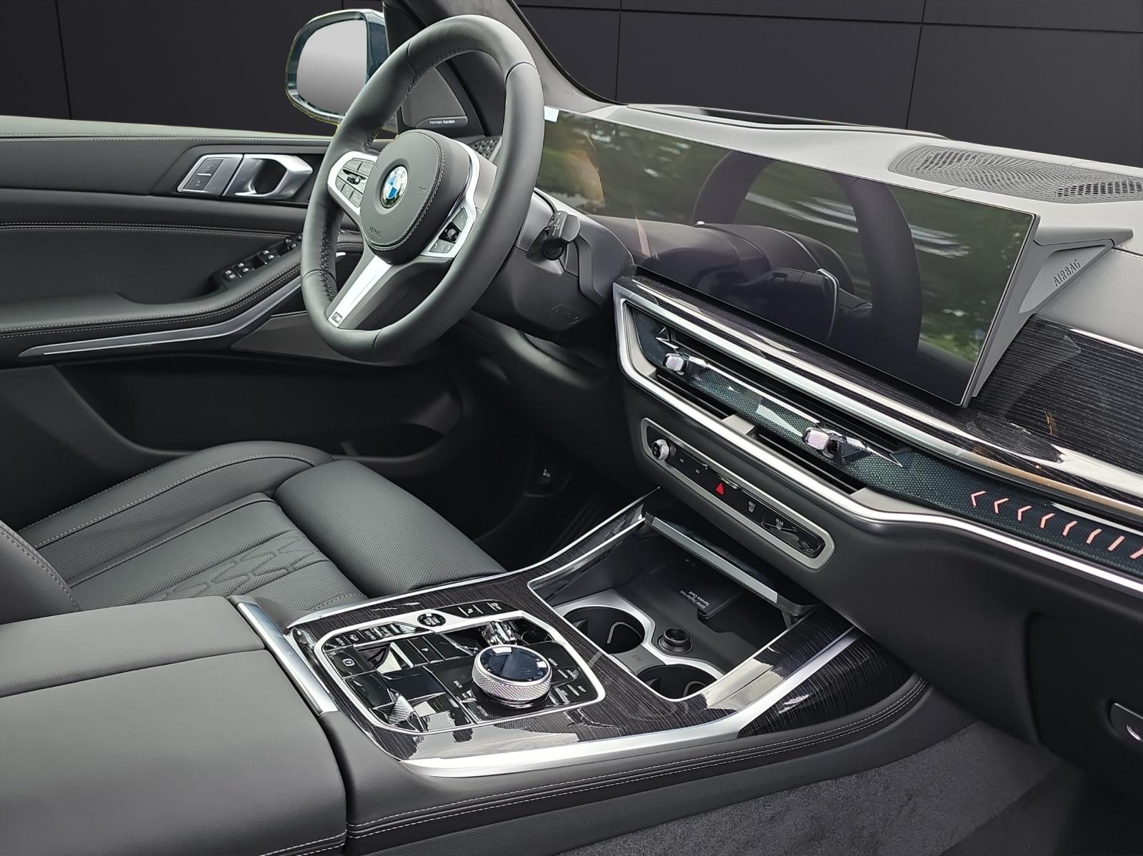 BMW X7 40d xDrive SAG-image-11