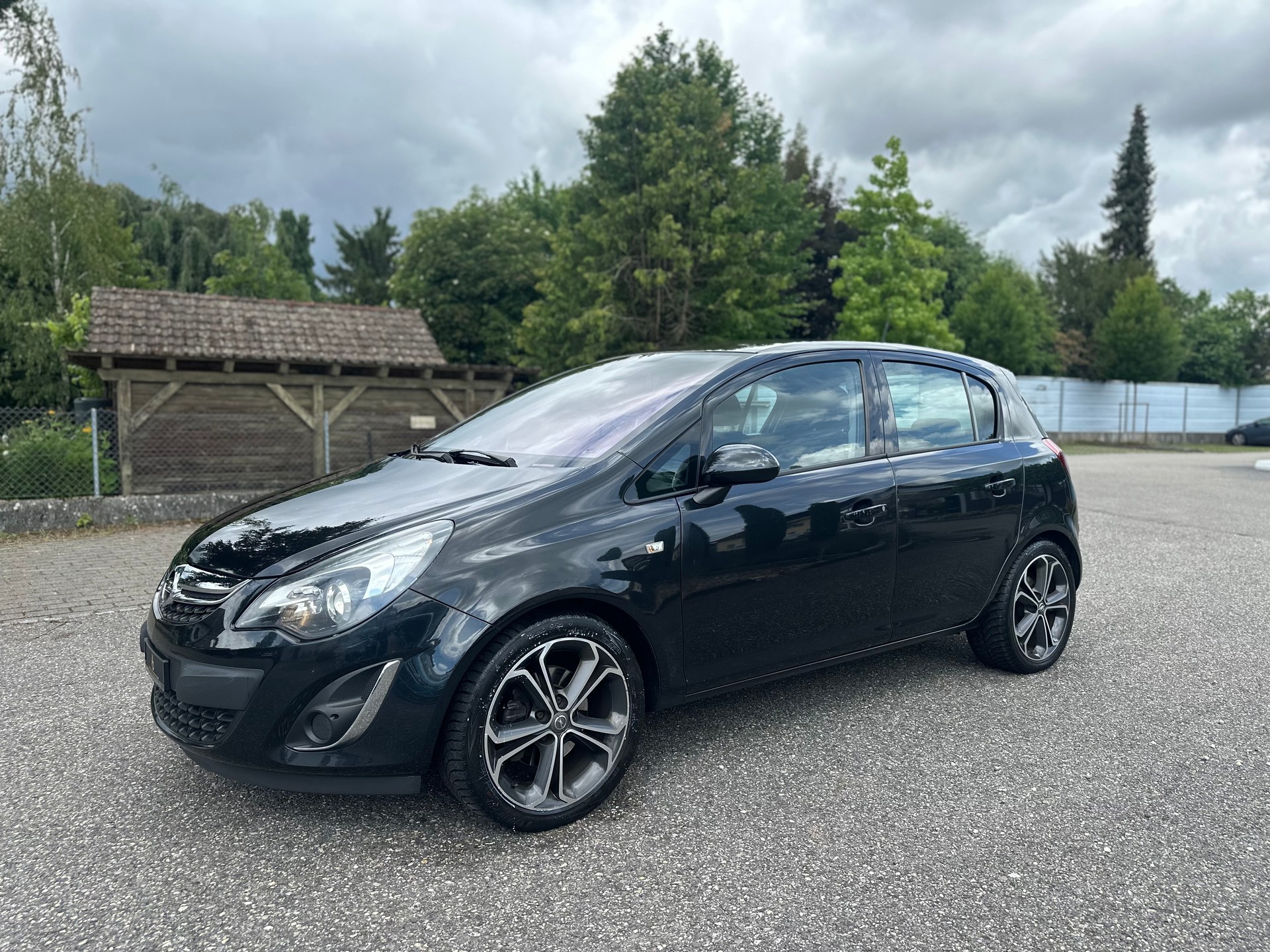 OPEL Corsa 1.4 Turbo Color Edition-image-3