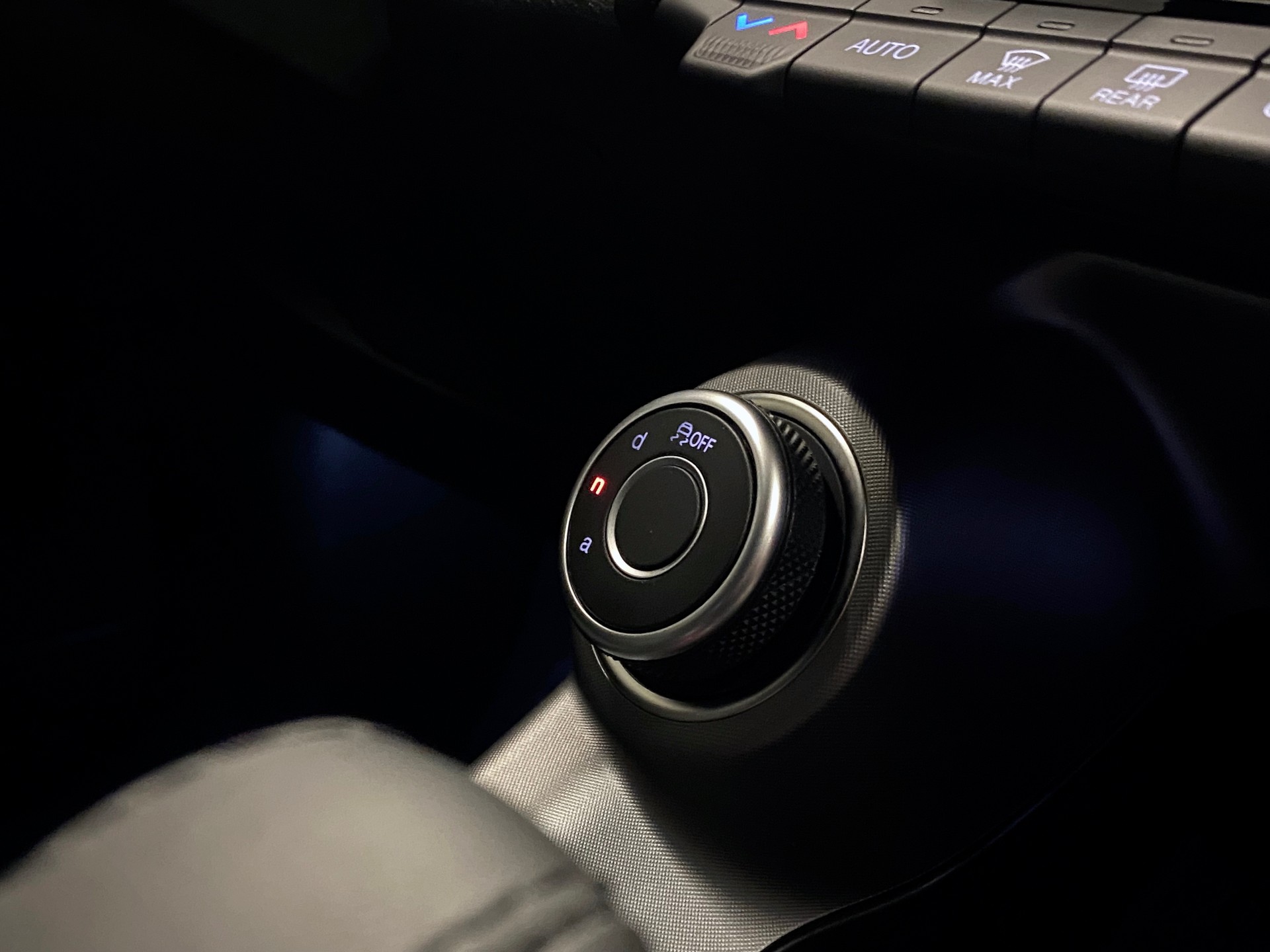 ALFA ROMEO Tonale 1.5 48V *Hybrid Sprint Edition*-image-11