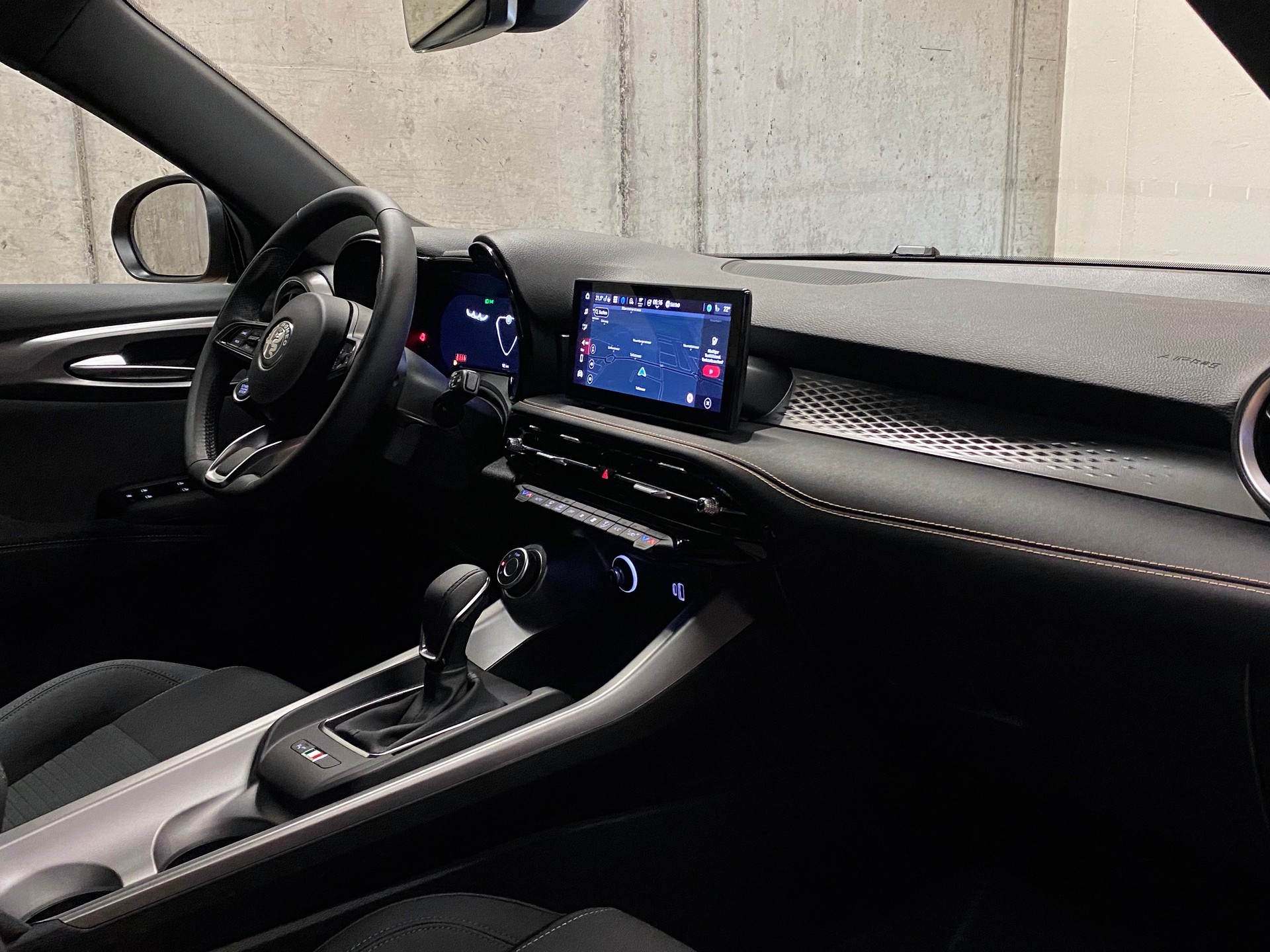 ALFA ROMEO Tonale 1.5 48V *Hybrid Sprint Edition*-image-5