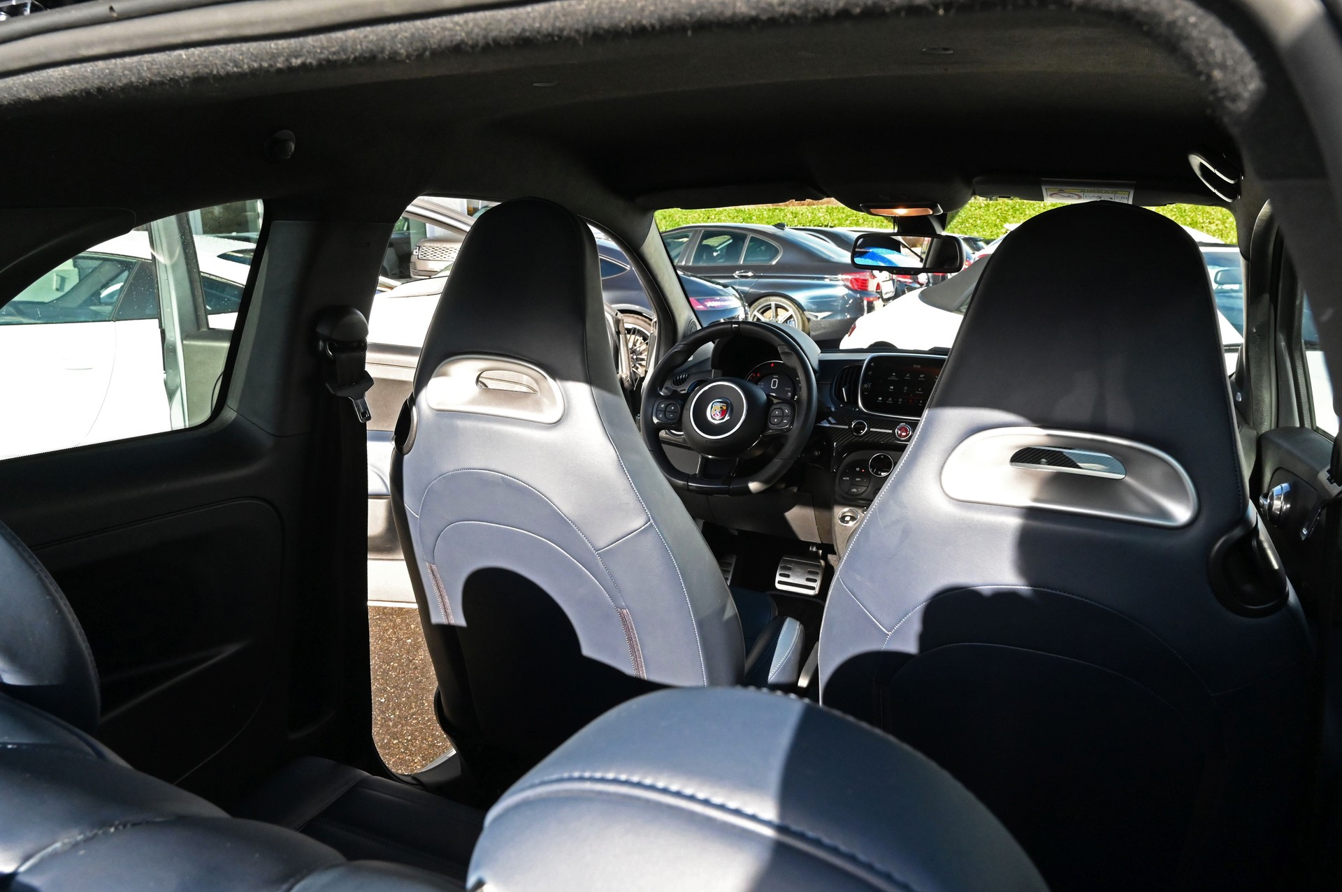 FIAT 695 1.4 16V Turbo Abarth Rivale-image-22
