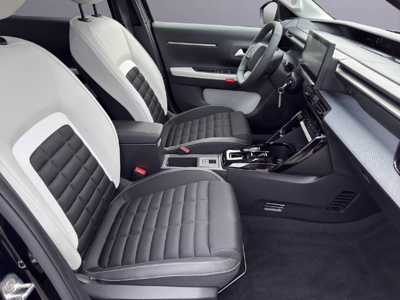 CITROEN C3 Aircross 1.2 Hybrid Max-image-8
