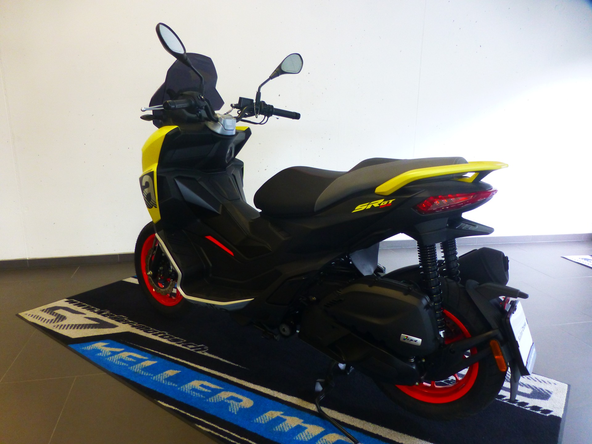 APRILIA SR 125 GT Sport ABS-image-10