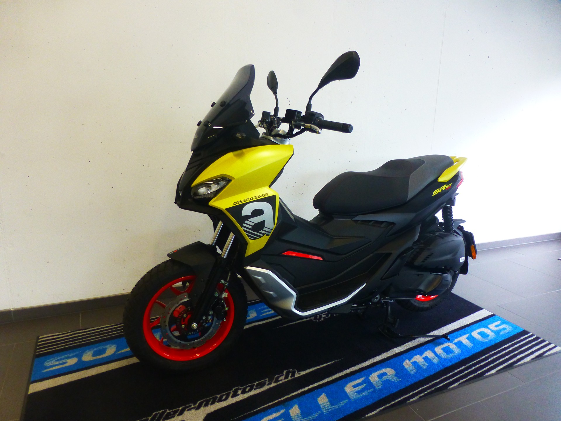 APRILIA SR 125 GT Sport ABS-showroom-element-2