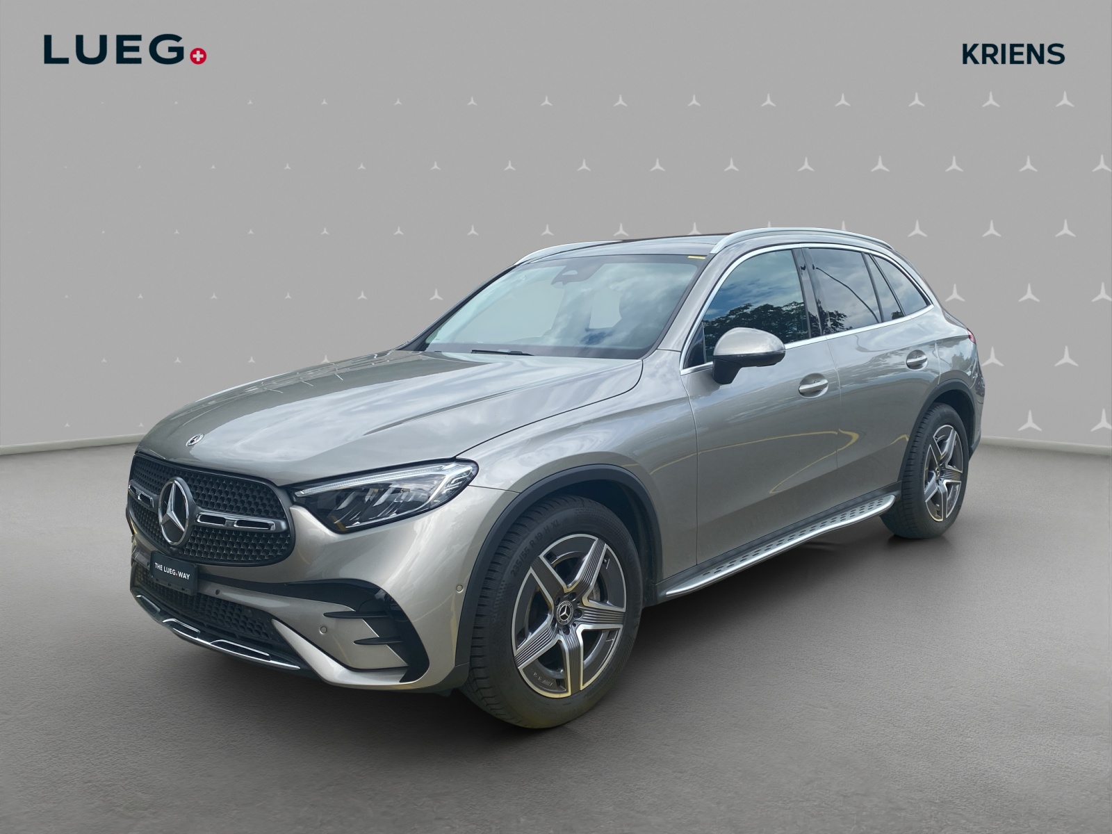 MERCEDES-BENZ GLC 200 4M - AMG / Panorama-Dach / Rückfahrkamera-image-0
