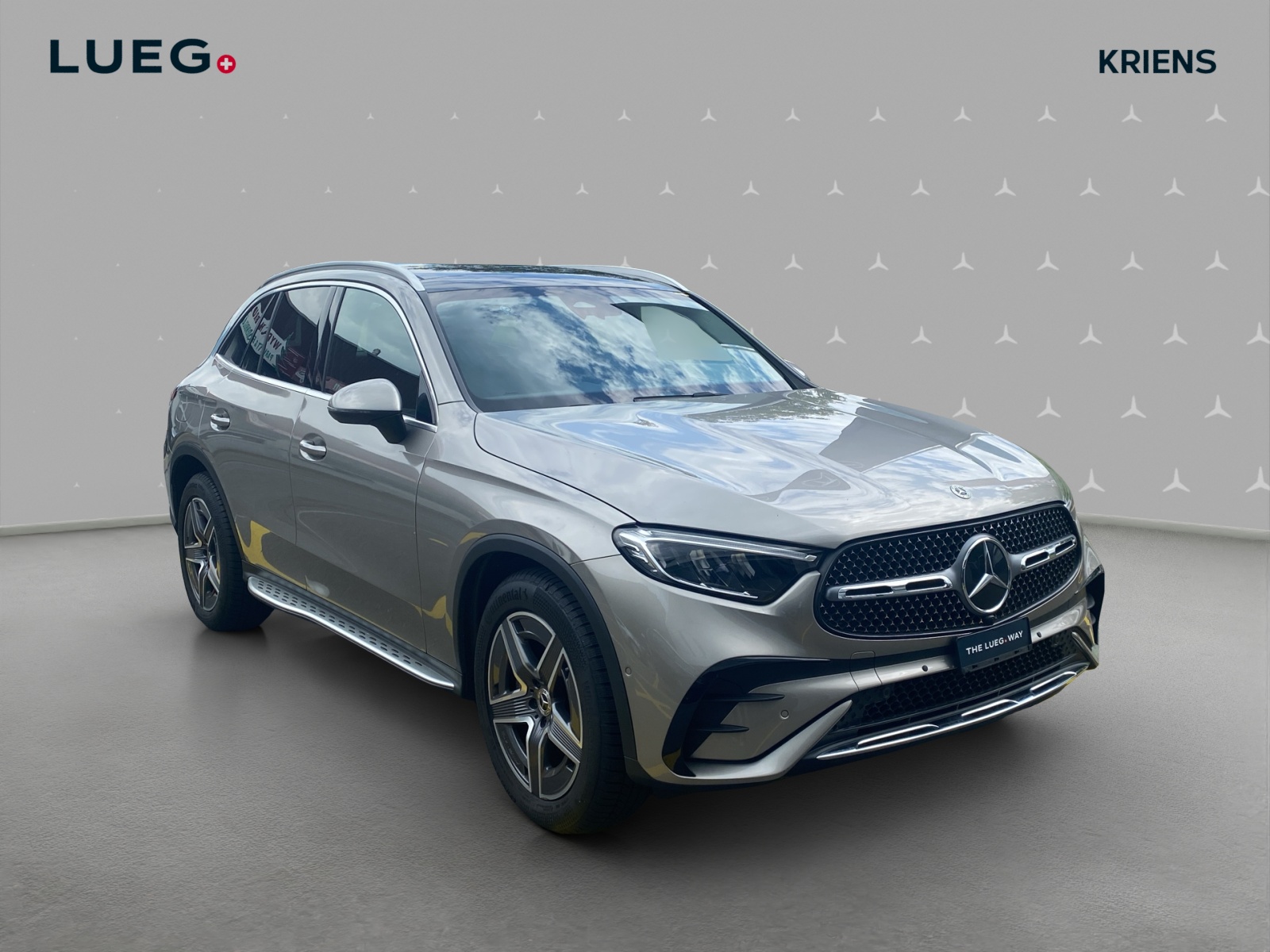 MERCEDES-BENZ GLC 200 4M - AMG / Panorama-Dach / Rückfahrkamera-image-5