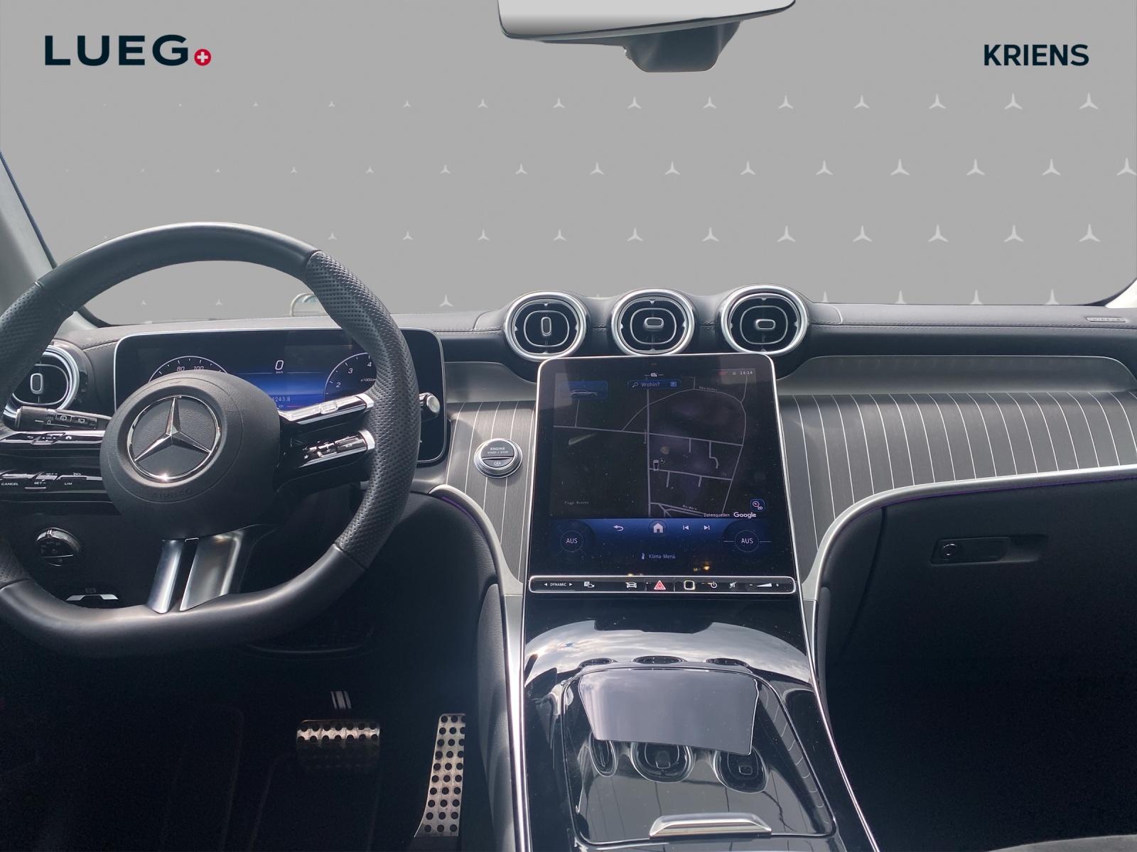 MERCEDES-BENZ GLC 200 4M - AMG / Panorama-Dach / Rückfahrkamera-image-11