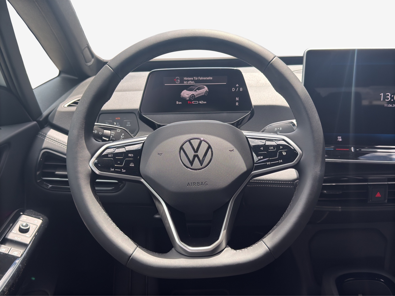 VW ID.3 Pro 59 kWh Pro United-image-10