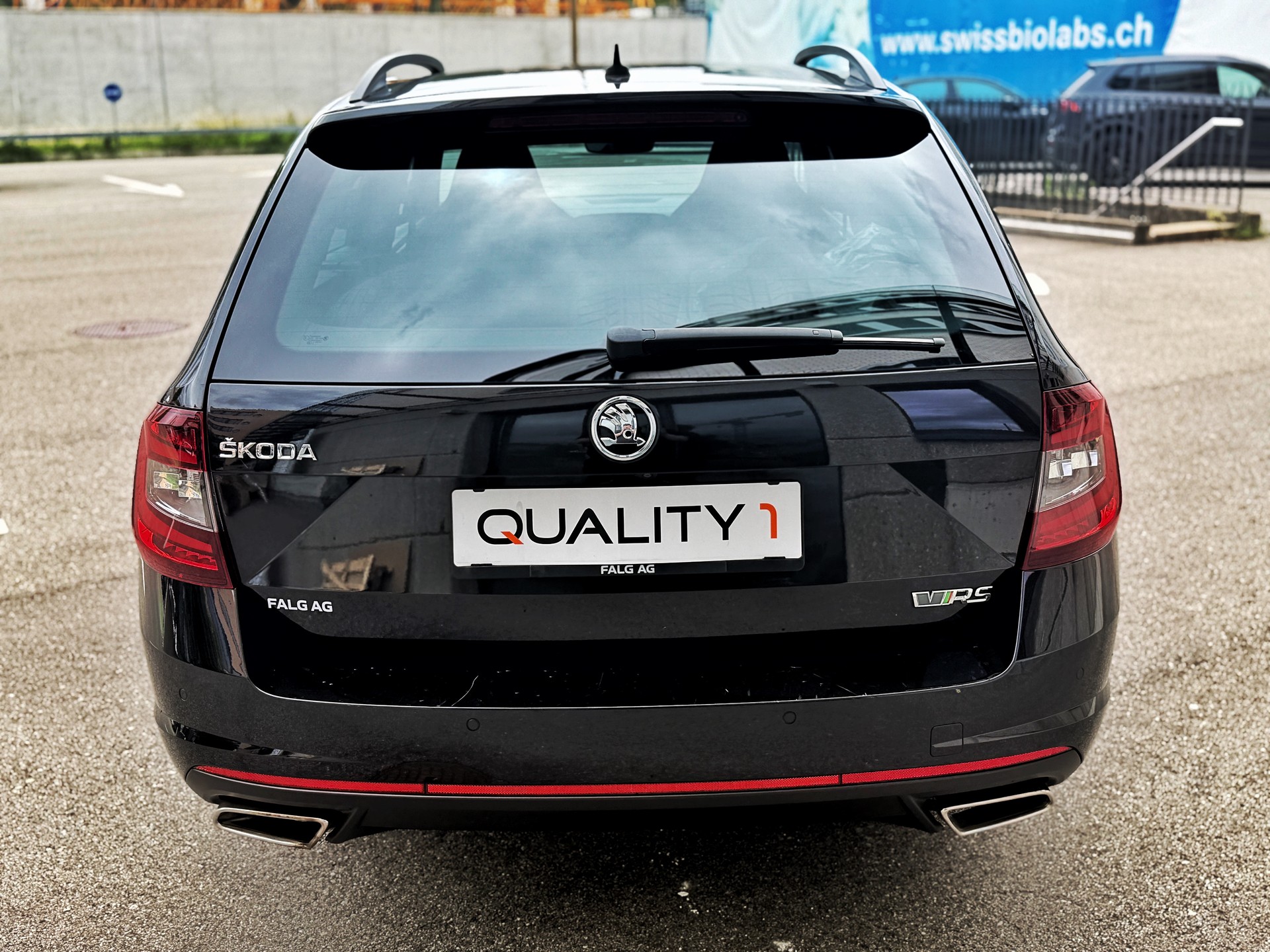 SKODA Octavia Combi 2.0 TDI RS 4x4 DSG-image-3