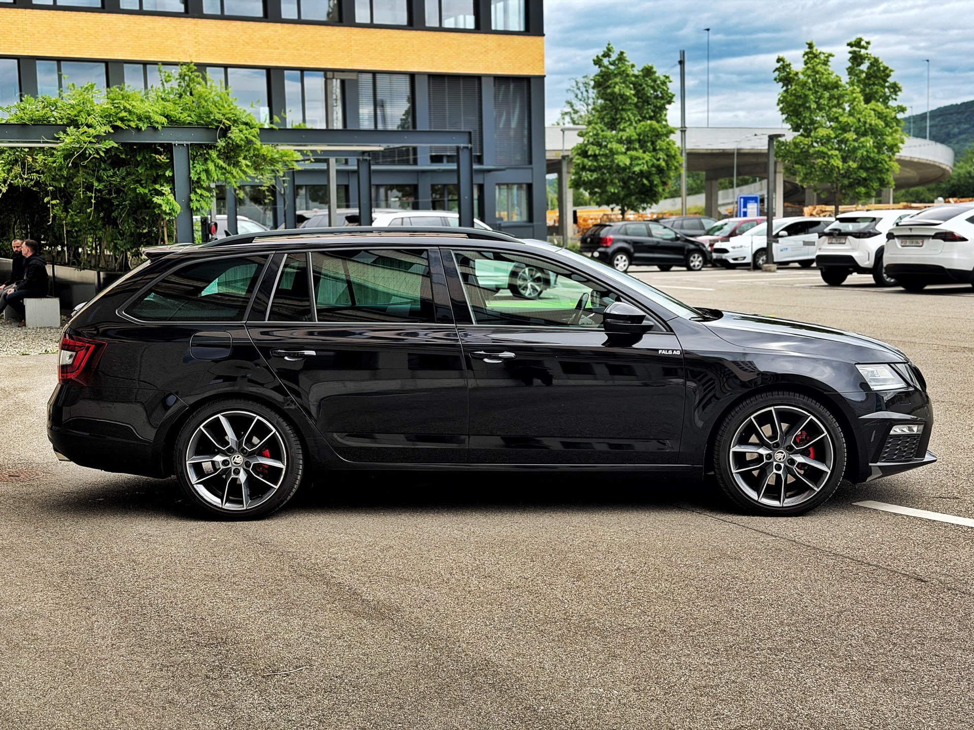 SKODA Octavia Combi 2.0 TDI RS 4x4 DSG-image-6