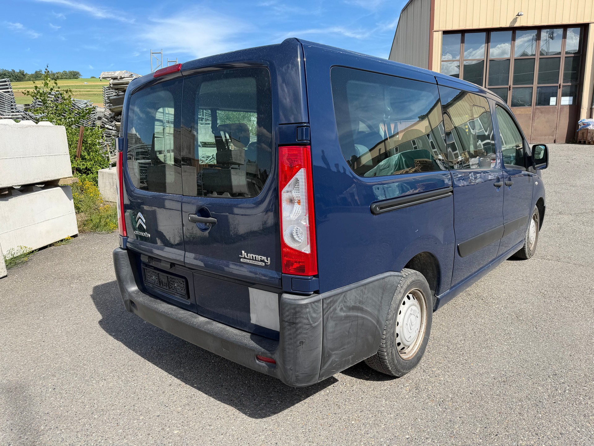 CITROEN Jumpy 2.0 HDi L2H1 Attraction-image-2