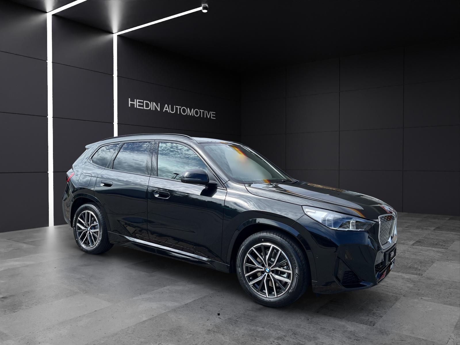 BMW iX1 30 xDrive-image-17