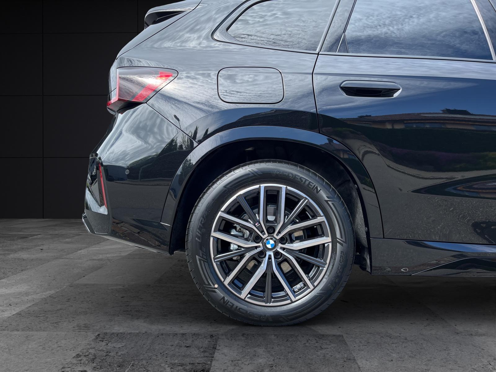 BMW iX1 30 xDrive-image-19