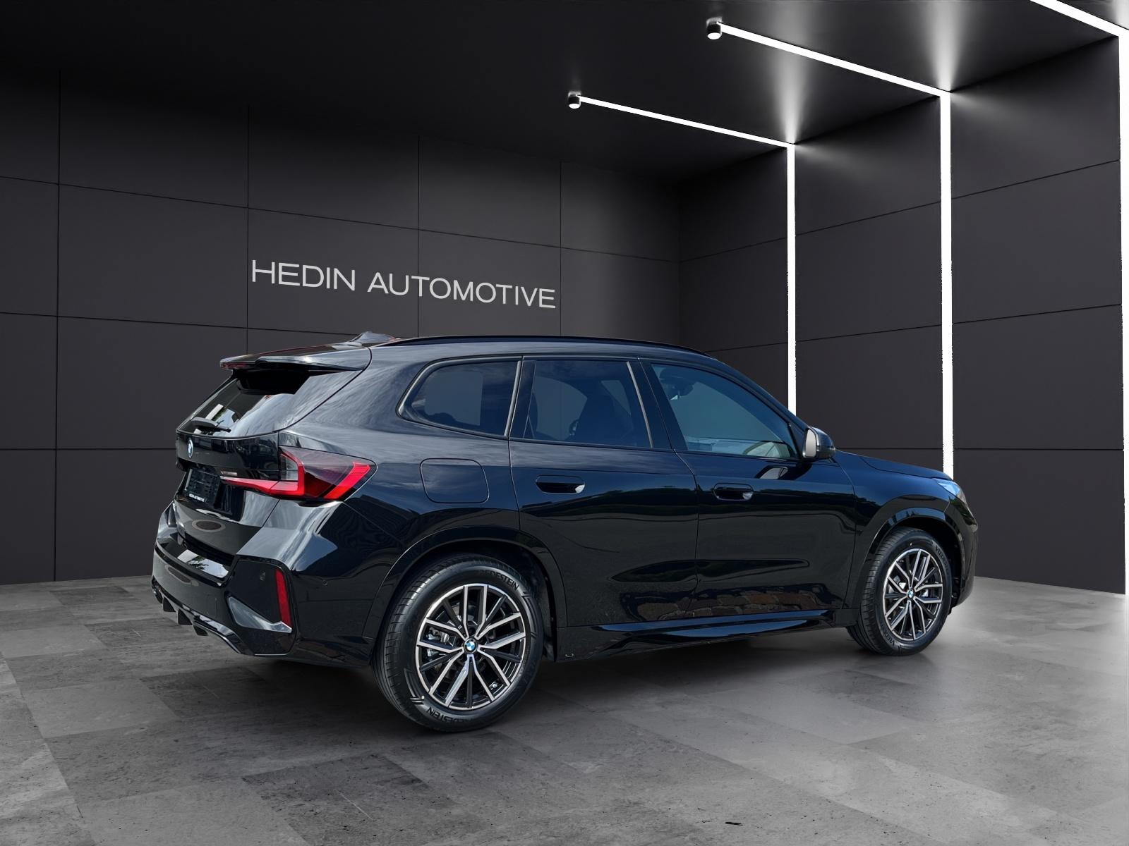 BMW iX1 30 xDrive-image-15