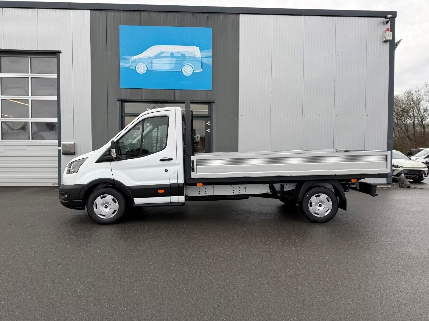 FORD Transit 350 L3 Trend 2.0 TDCi 130 4WD-image-2