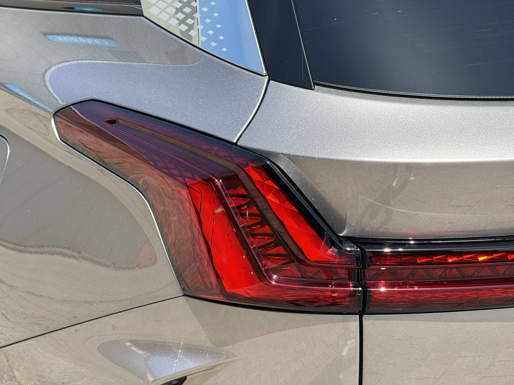 MG S9 1.5 PHEV Premium 299 ch-image-19