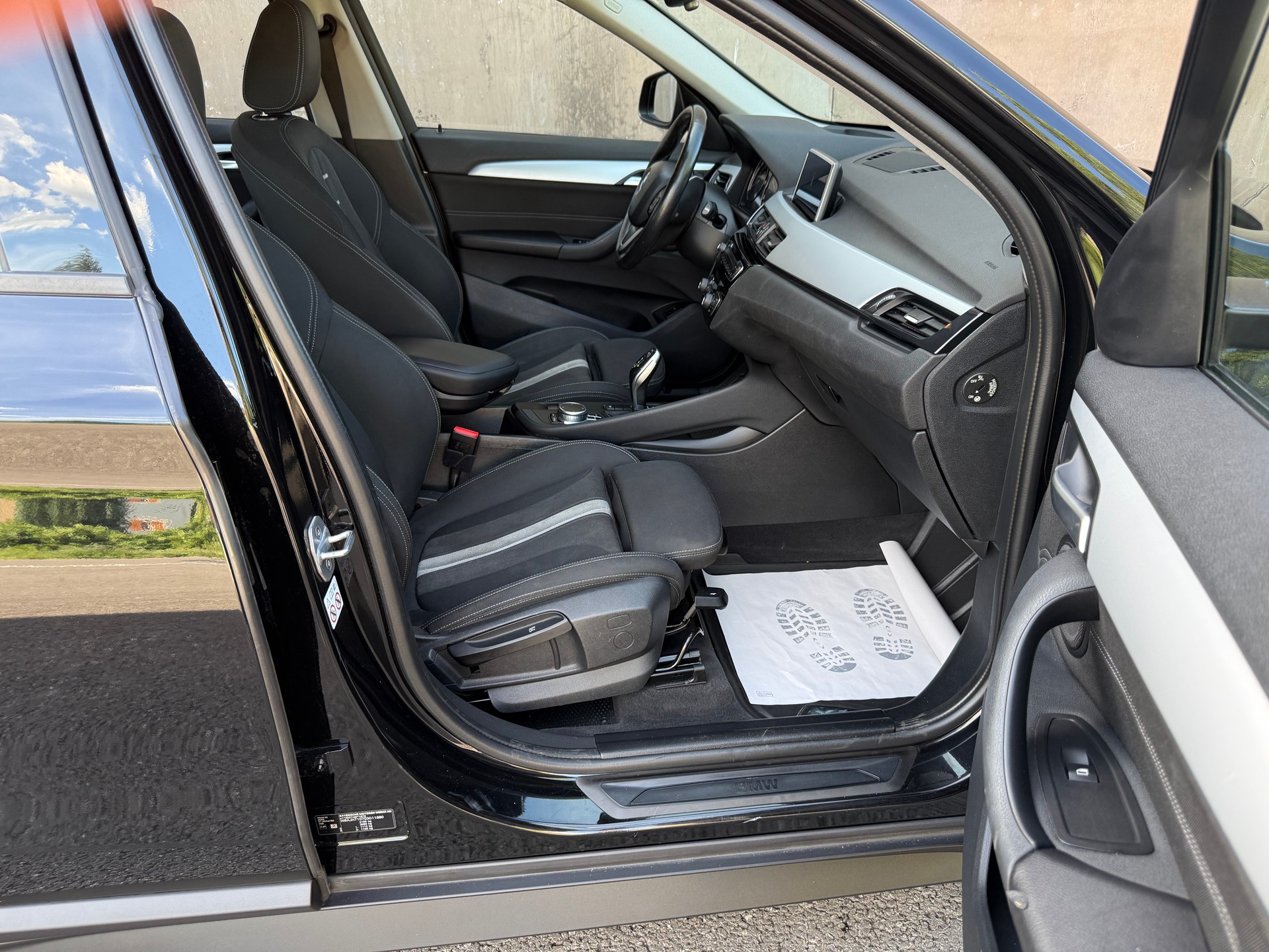 BMW X1 xDrive 18d Steptronic-image-10